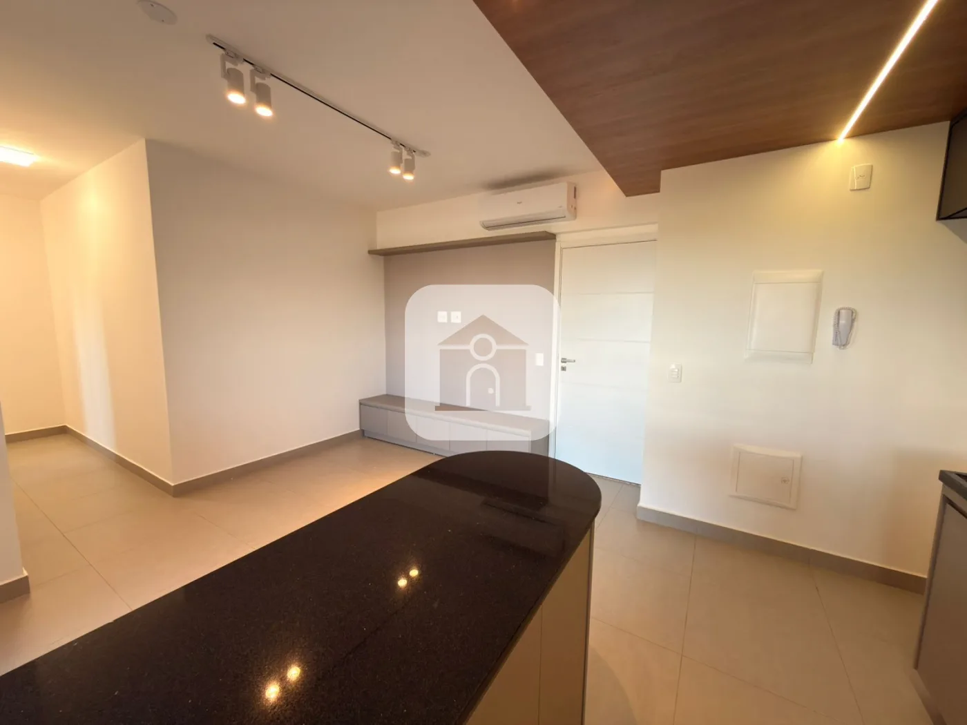 Alugar Apartamento / Padr&atilde;o em Uberl&acirc;ndia R$ 4.000,00 - Foto 8