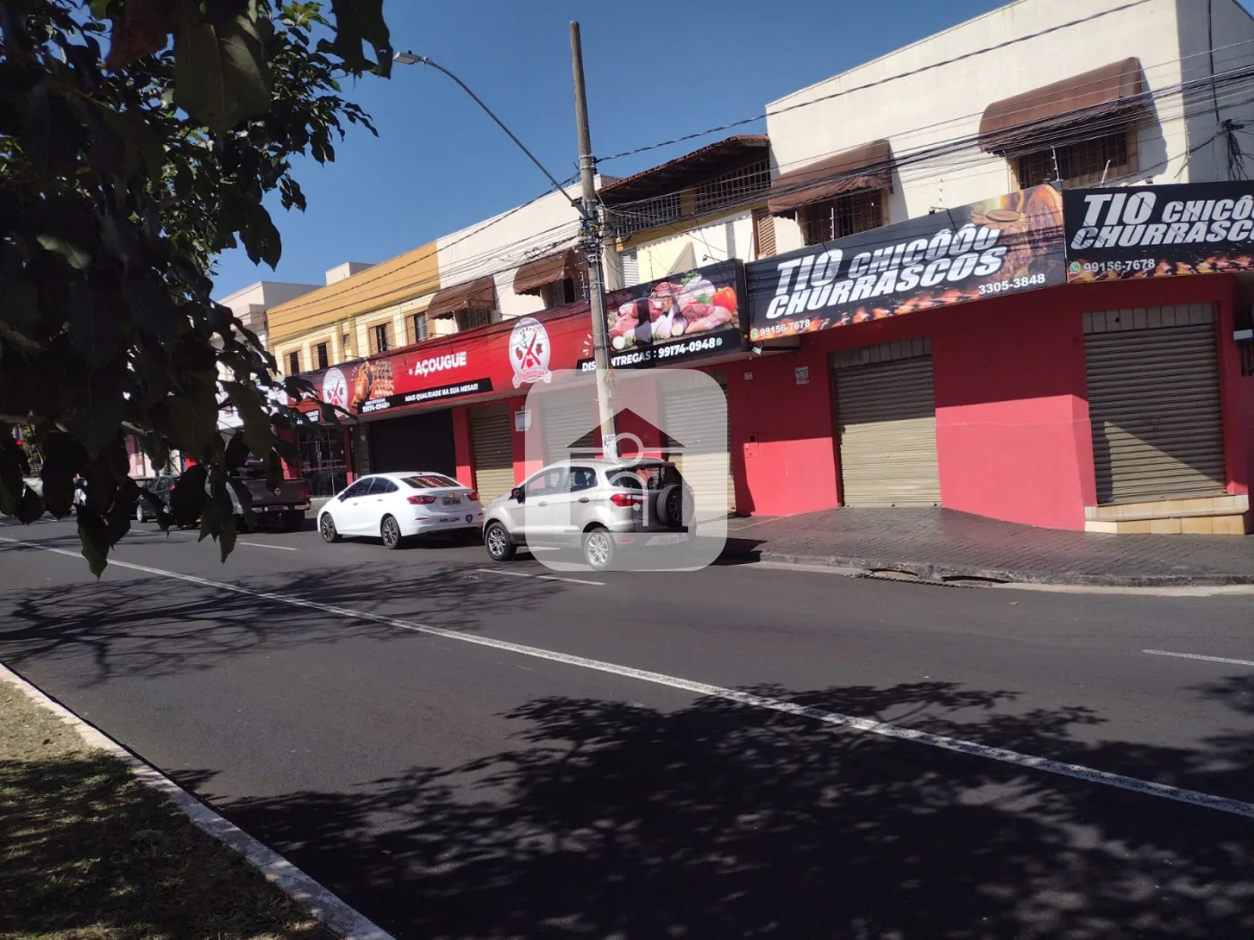 Alugar Comercial / Loja em Uberl&acirc;ndia R$ 2.200,00 - Foto 1