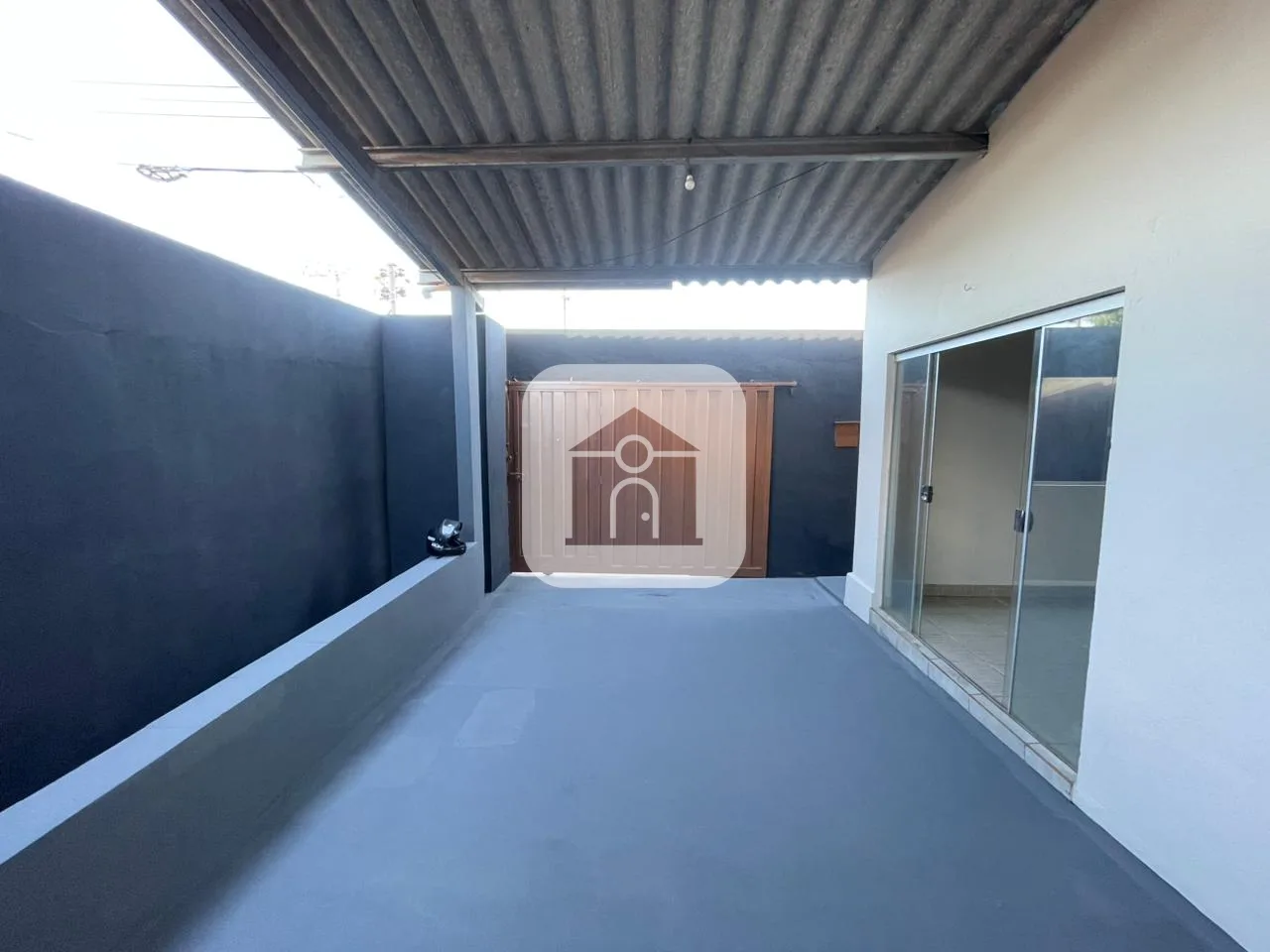 Alugar Casa / Padr&atilde;o em Uberl&acirc;ndia R$ 1.600,00 - Foto 1