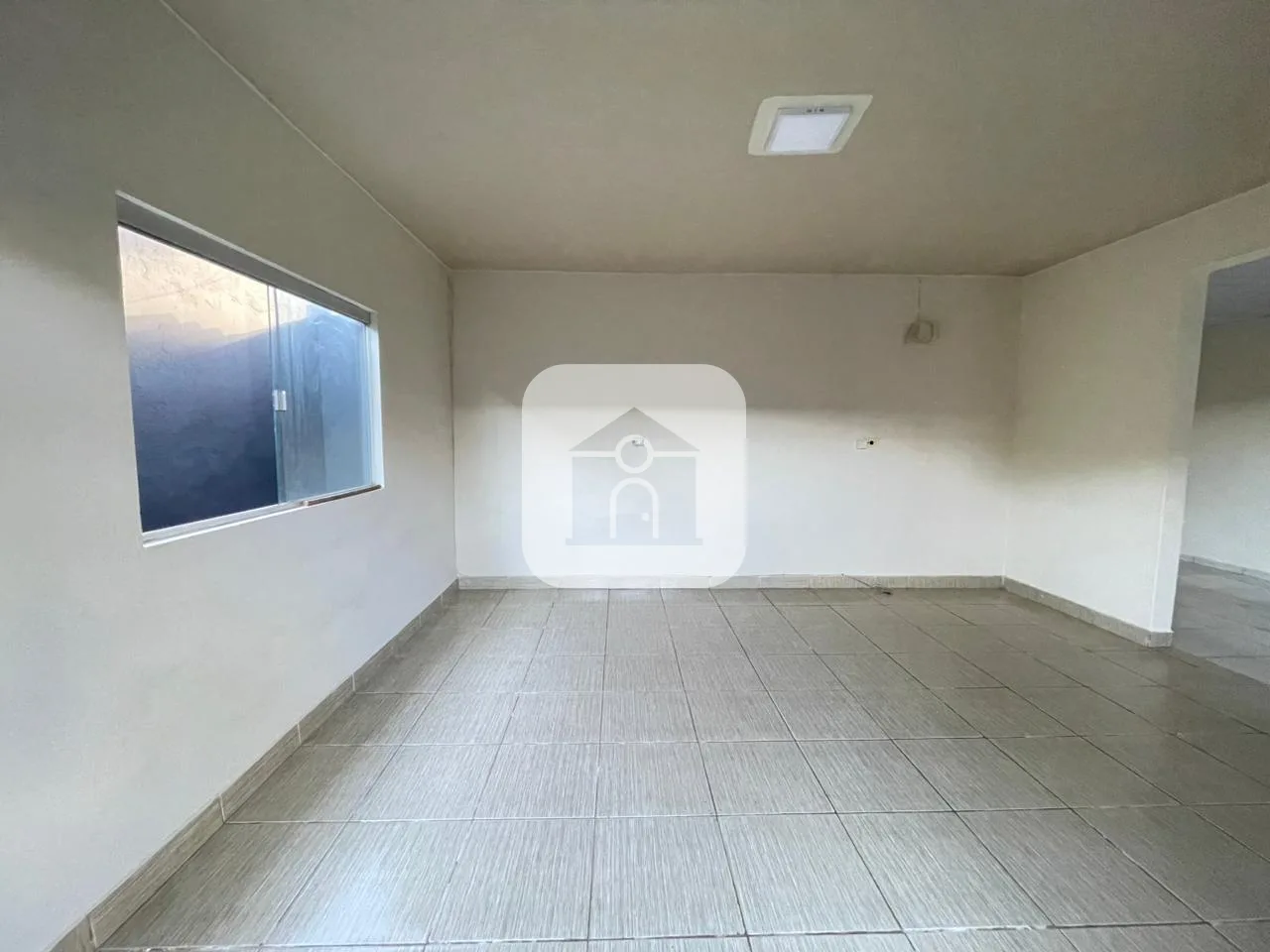 Alugar Casa / Padr&atilde;o em Uberl&acirc;ndia R$ 1.600,00 - Foto 4