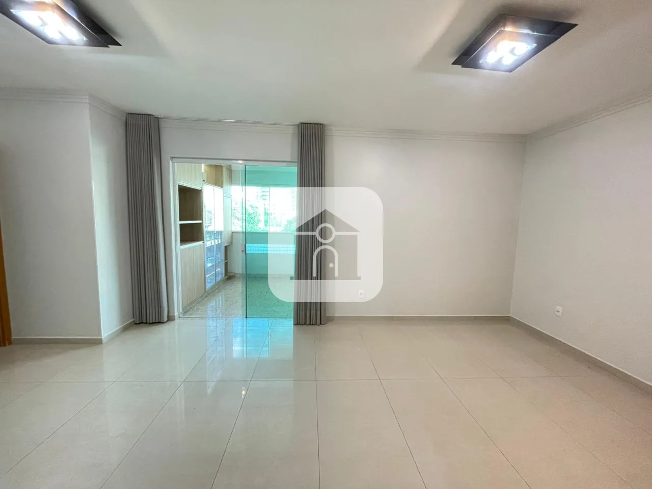 Alugar Apartamento / Padr&atilde;o em Uberl&acirc;ndia R$ 3.700,00 - Foto 4