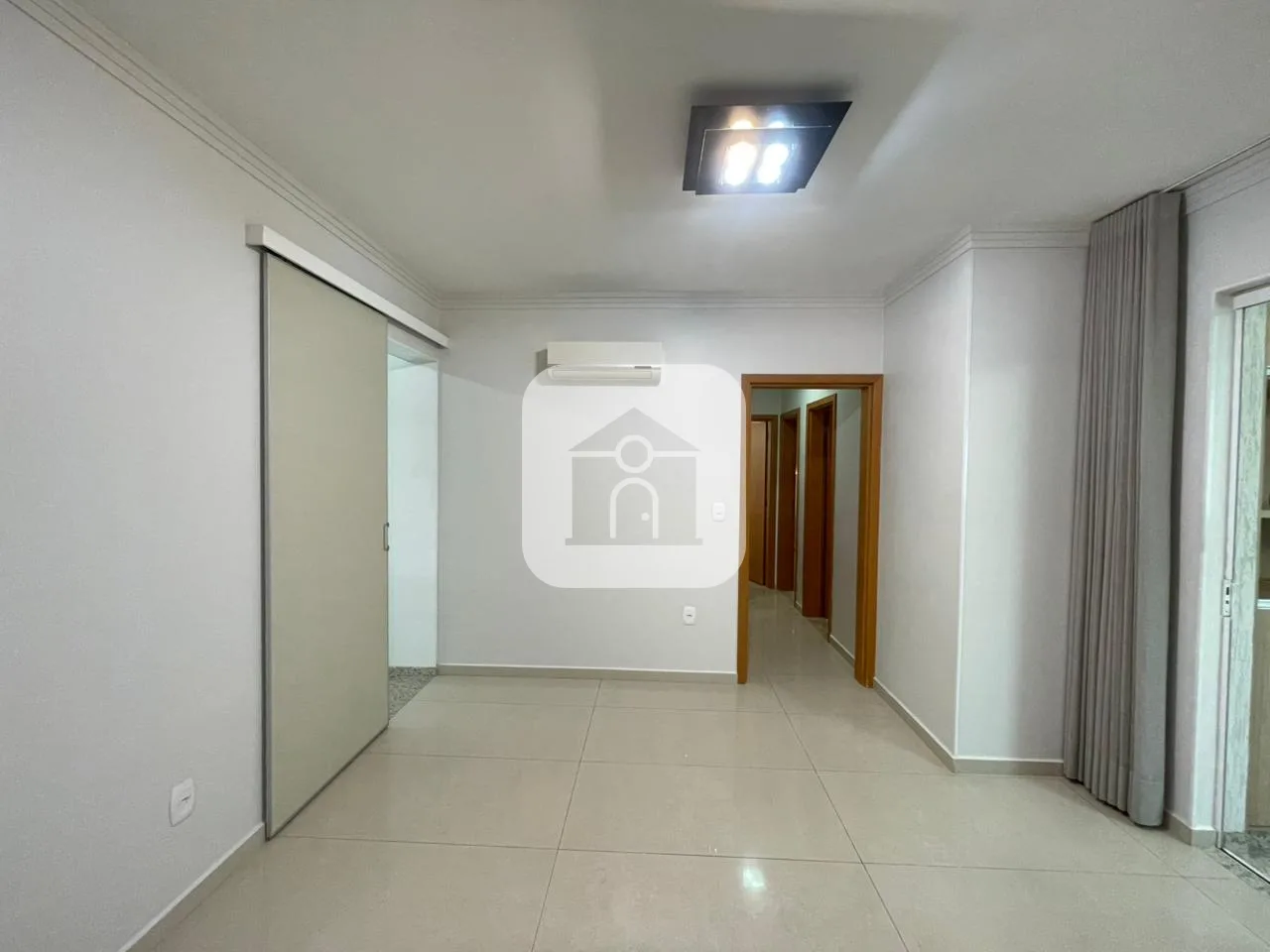 Alugar Apartamento / Padr&atilde;o em Uberl&acirc;ndia R$ 3.700,00 - Foto 9