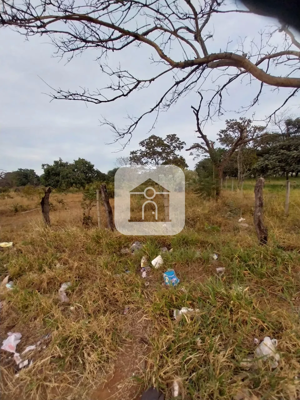 Comprar Terreno / Padr&atilde;o em Uberl&acirc;ndia R$ 750.000,00 - Foto 4