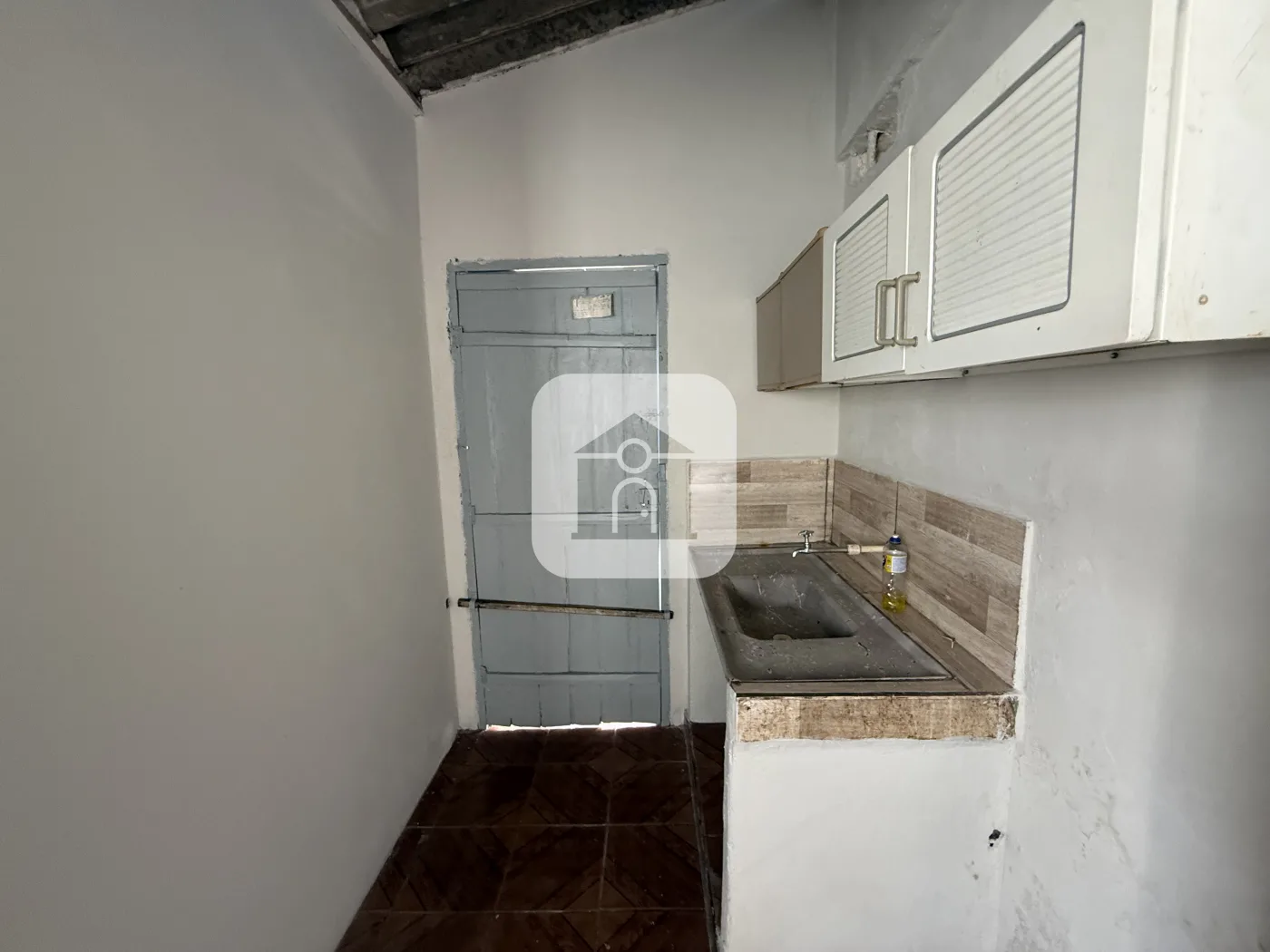 Alugar Casa / Padr&atilde;o em Uberl&acirc;ndia R$ 970,00 - Foto 3