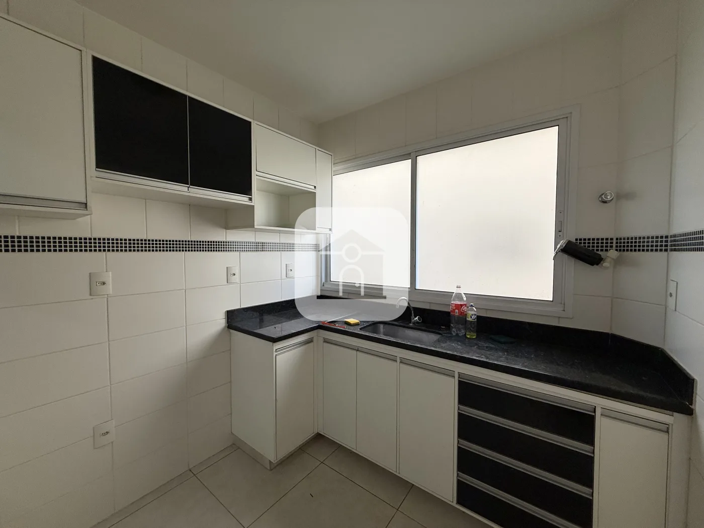 Alugar Apartamento / Padr&atilde;o em Uberl&acirc;ndia R$ 1.350,00 - Foto 6