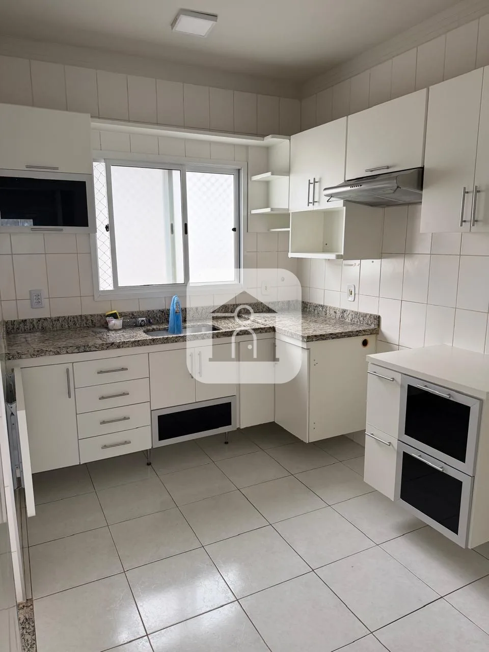 Comprar Apartamento / Padr&atilde;o em Uberl&acirc;ndia R$ 330.000,00 - Foto 3