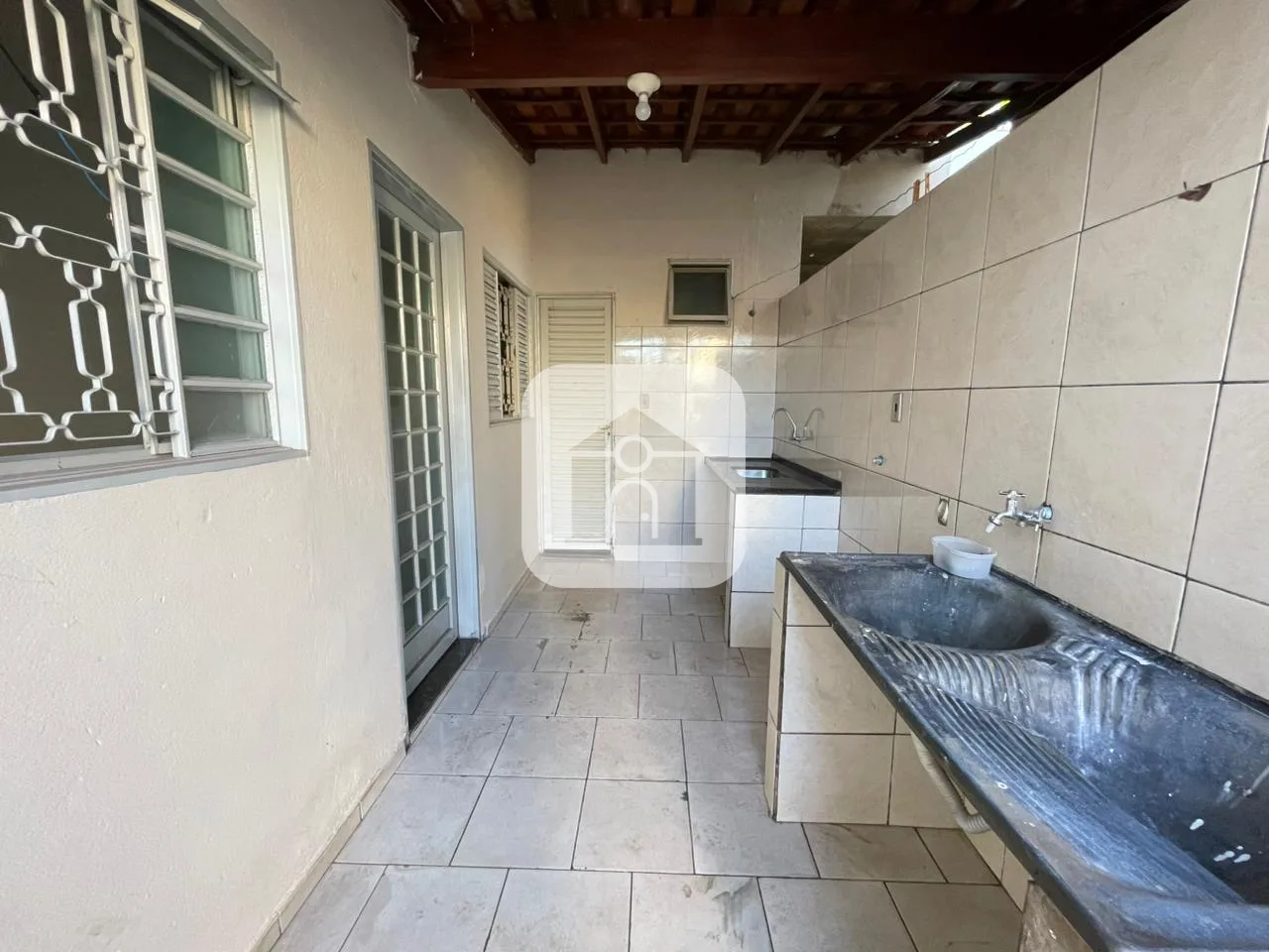 Alugar Casa / Col&ocirc;nia em Uberl&acirc;ndia R$ 980,00 - Foto 9