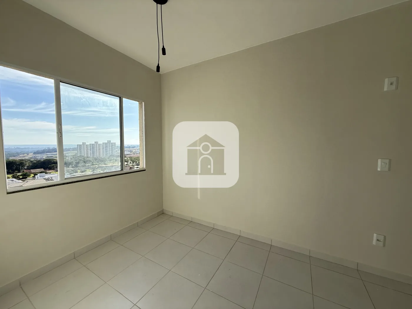 Alugar Apartamento / Padr&atilde;o em Uberl&acirc;ndia R$ 1.150,00 - Foto 8