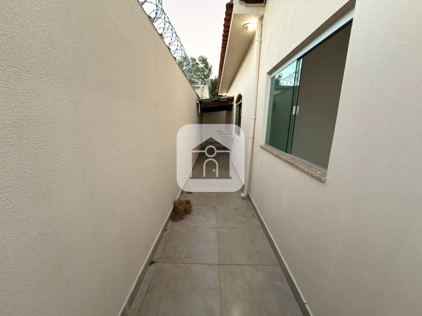 Alugar Casa / Padr&atilde;o em Uberl&acirc;ndia R$ 3.500,00 - Foto 24