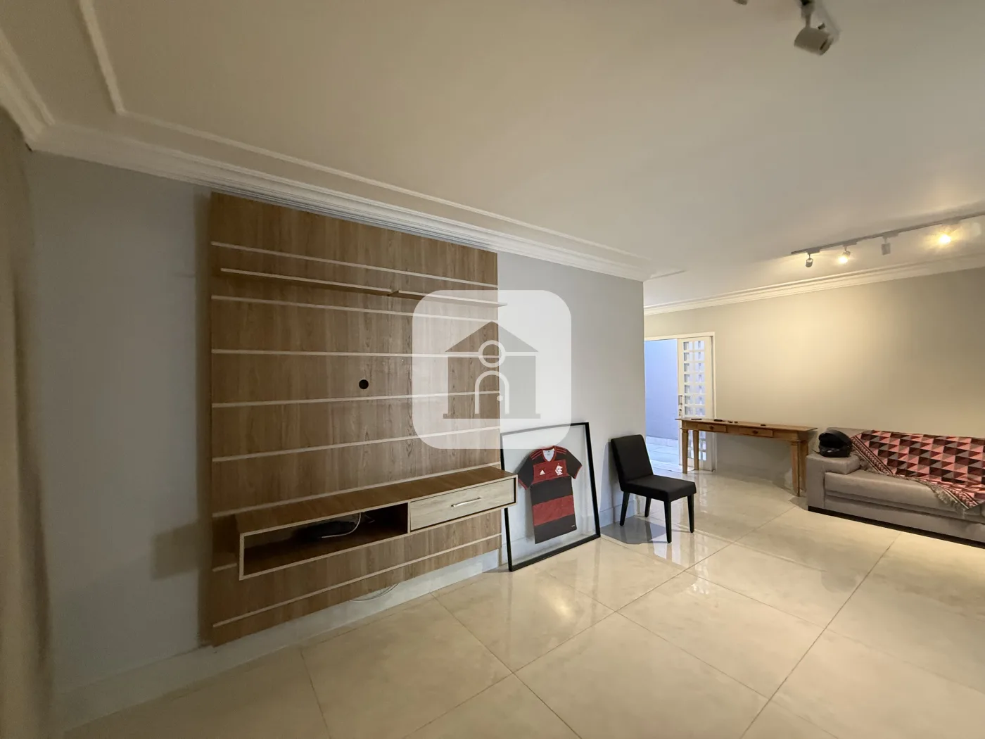 Alugar Casa / Padr&atilde;o em Uberl&acirc;ndia R$ 5.800,00 - Foto 7