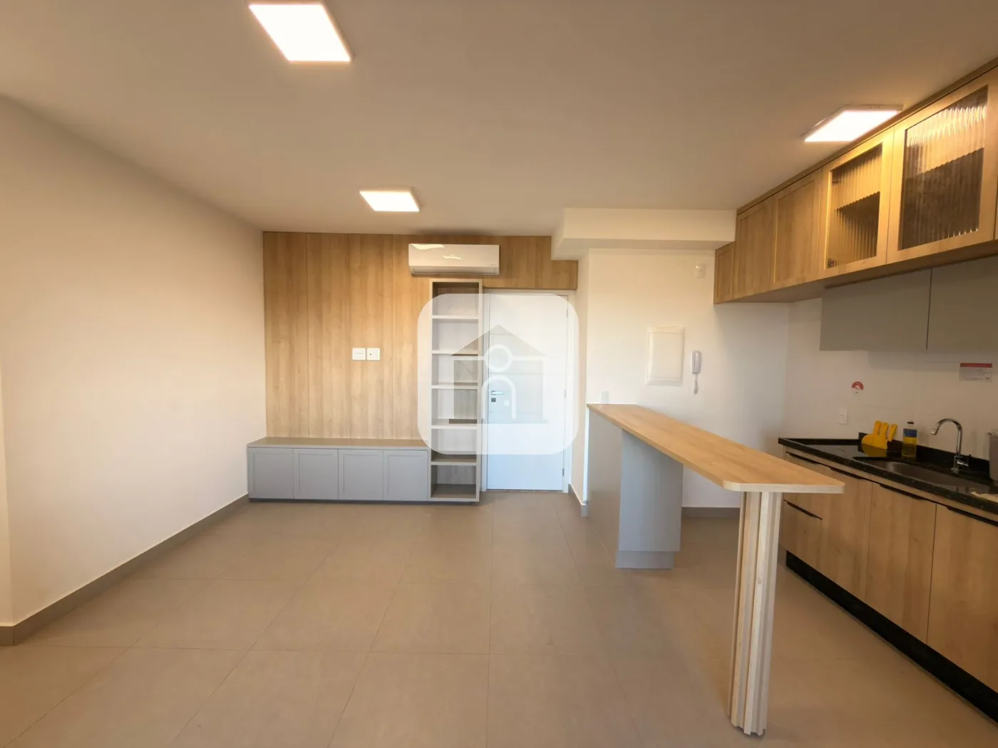 Alugar Apartamento / Padr&atilde;o em Uberl&acirc;ndia R$ 4.000,00 - Foto 1