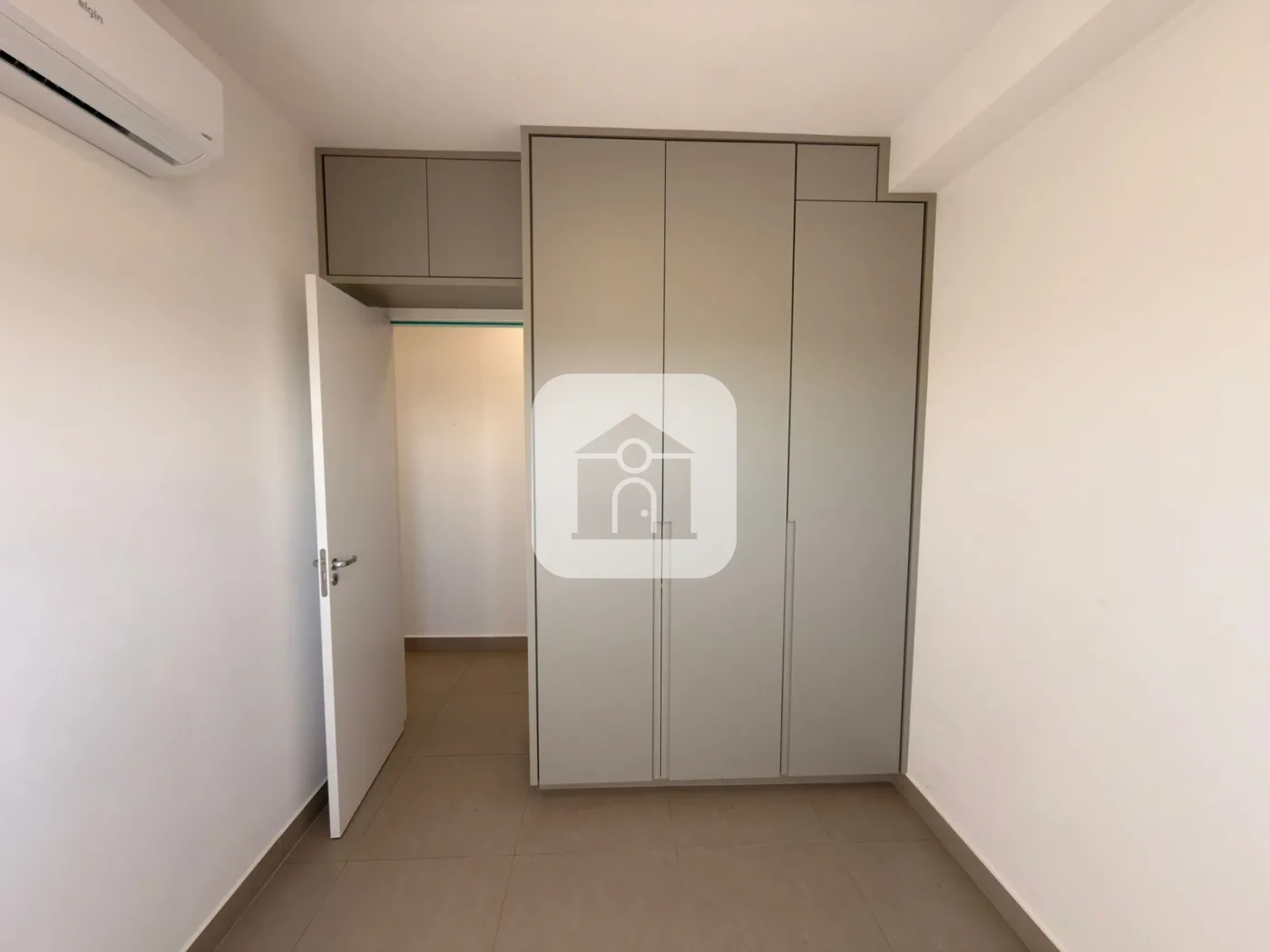 Alugar Apartamento / Padr&atilde;o em Uberl&acirc;ndia R$ 4.000,00 - Foto 13