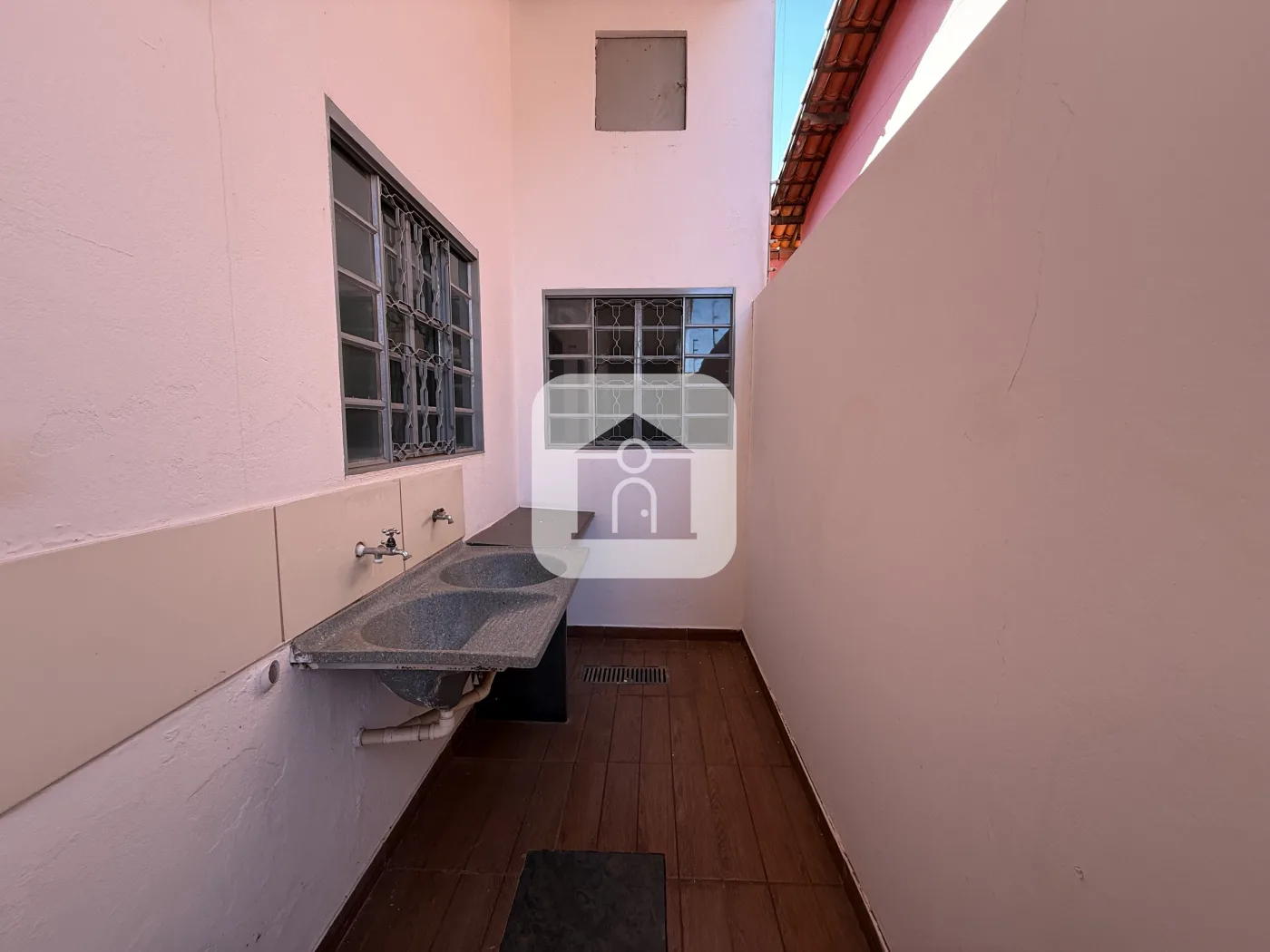Alugar Casa / Padr&atilde;o em Uberl&acirc;ndia R$ 3.500,00 - Foto 24
