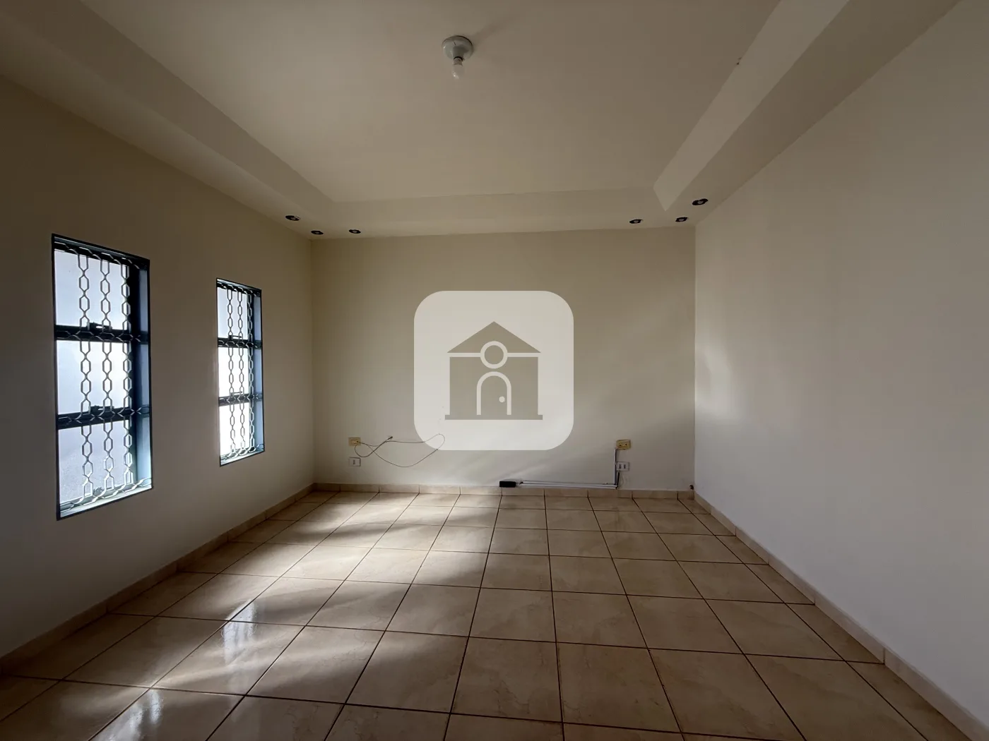 Alugar Casa / Padr&atilde;o em Uberl&acirc;ndia R$ 3.500,00 - Foto 3