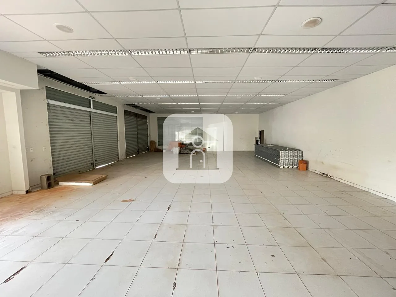 Alugar Comercial / Loja em Uberl&acirc;ndia R$ 7.000,00 - Foto 3