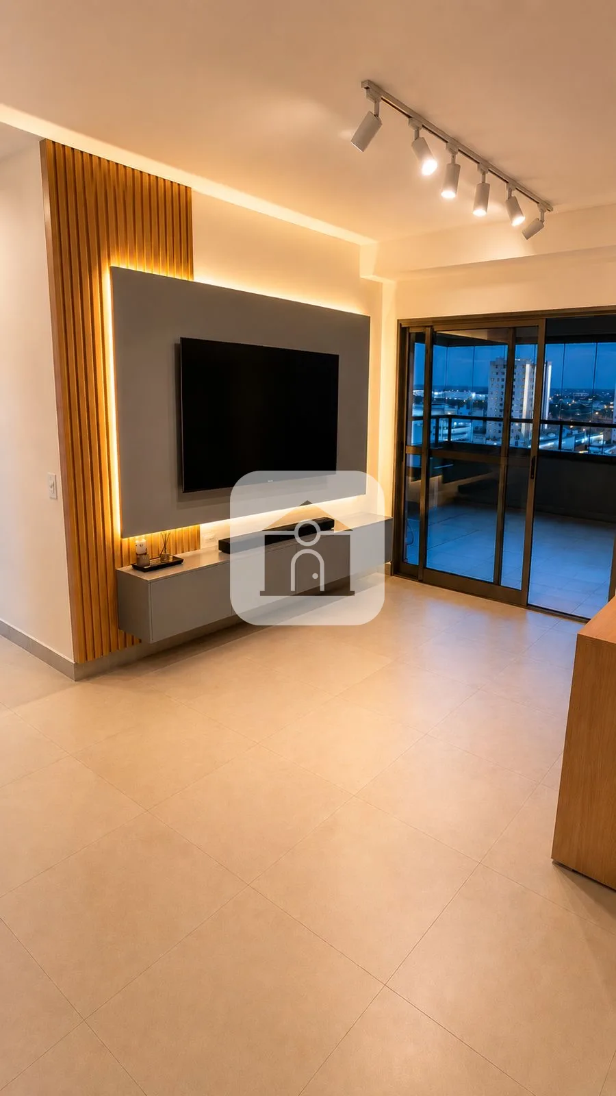 Alugar Apartamento / Padr&atilde;o em Uberl&acirc;ndia R$ 6.000,00 - Foto 1