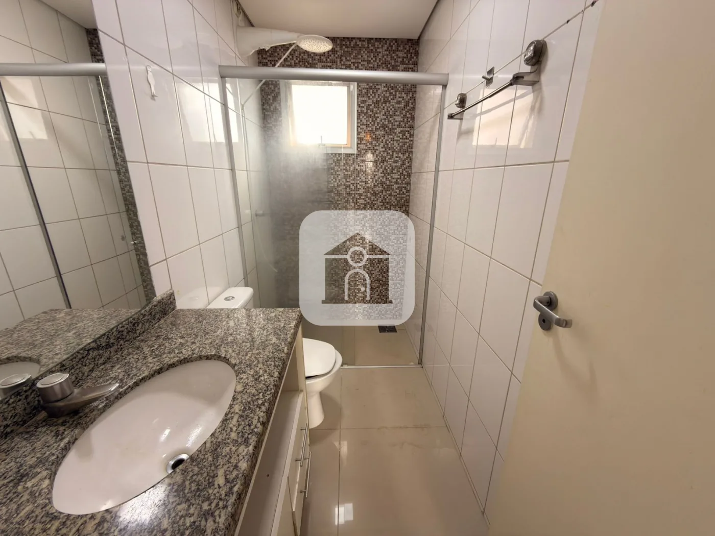 Alugar Apartamento / Padr&atilde;o em Uberlandia R$ 3.000,00 - Foto 19