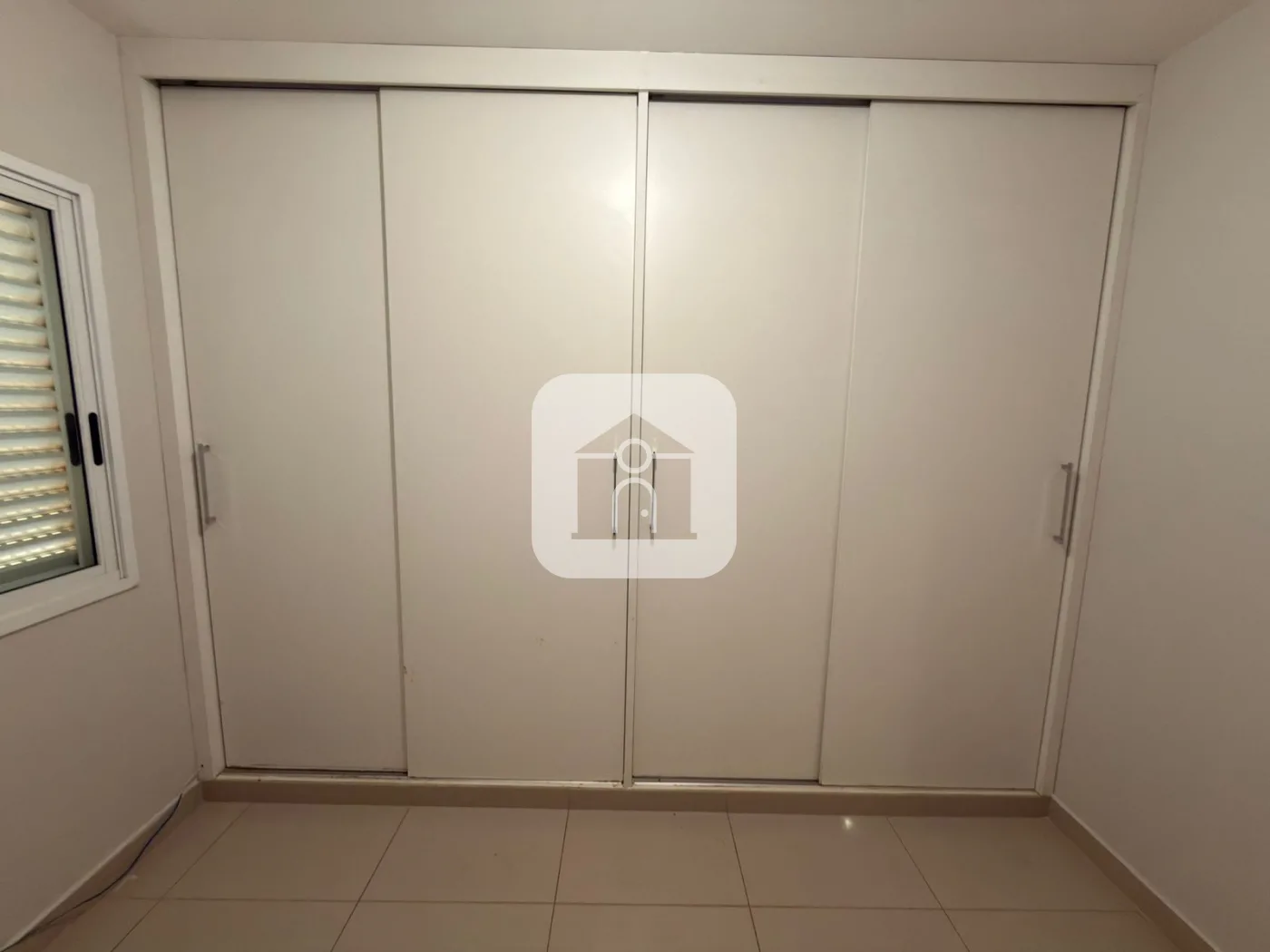 Alugar Apartamento / Padr&atilde;o em Uberlandia R$ 3.000,00 - Foto 16