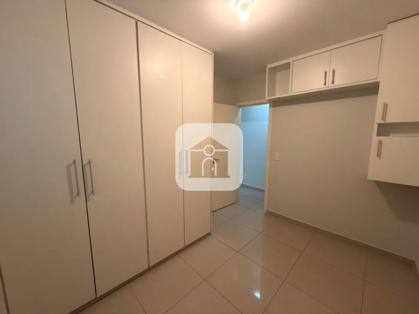 Alugar Apartamento / Padr&atilde;o em Uberlandia R$ 3.000,00 - Foto 18