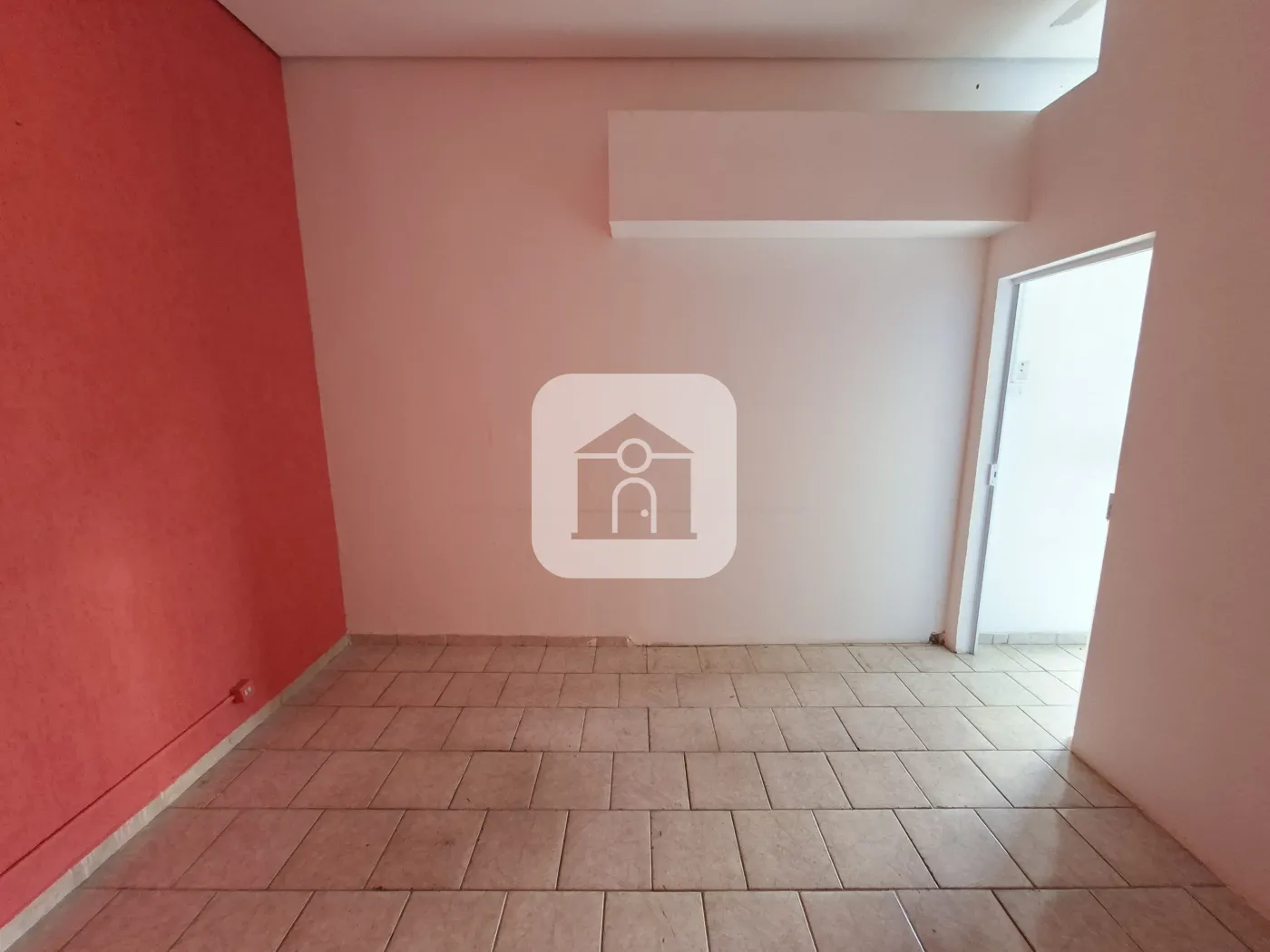 Alugar Comercial / Loja em Uberl&acirc;ndia R$ 1.600,00 - Foto 5