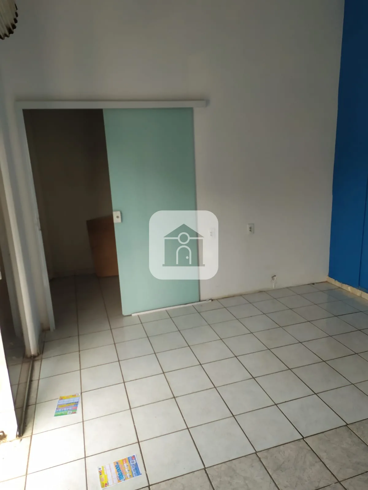 Alugar Comercial / Loja em Uberl&acirc;ndia R$ 1.600,00 - Foto 4