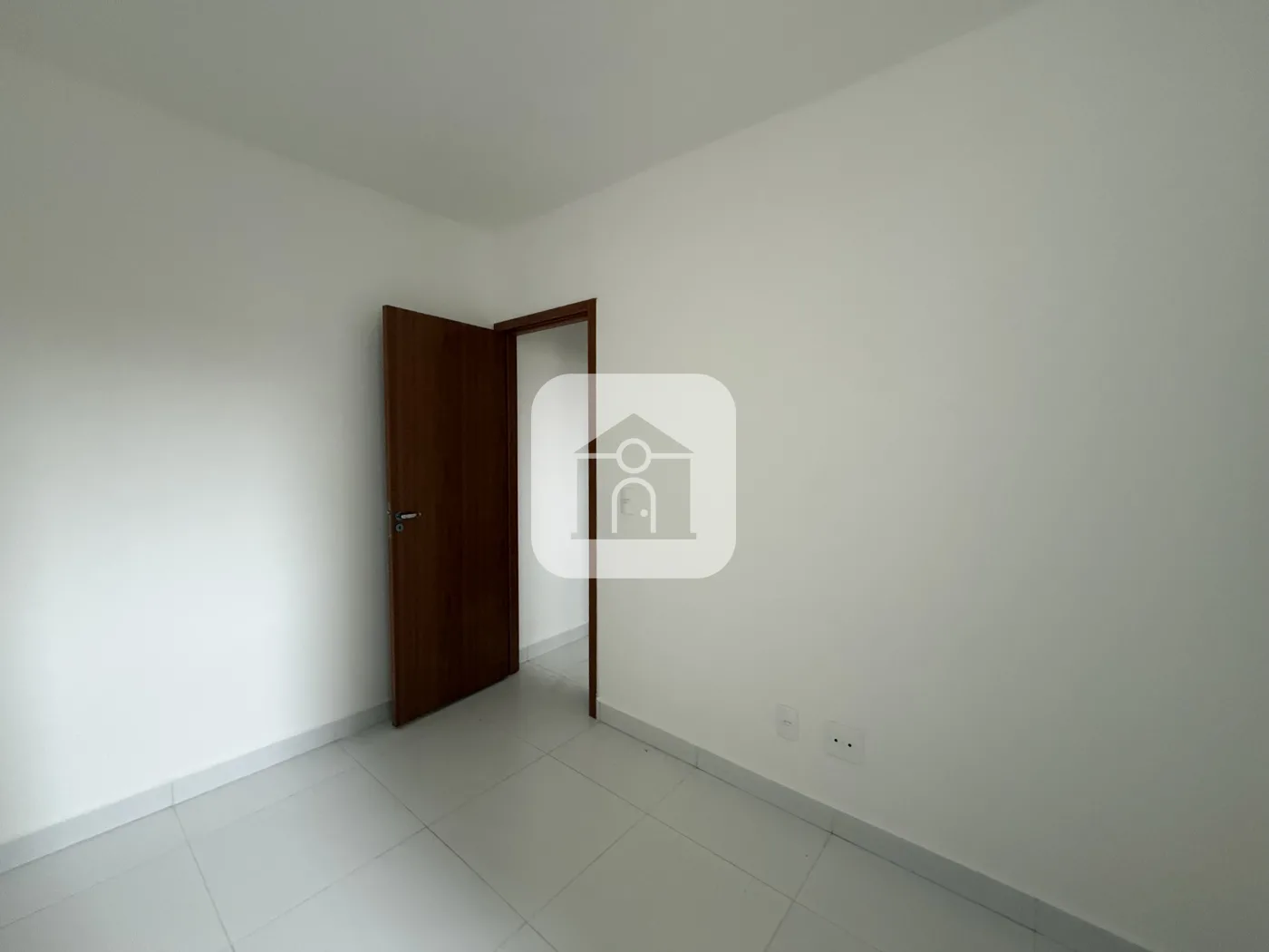 Alugar Apartamento / Padr&atilde;o em Uberl&acirc;ndia R$ 1.600,00 - Foto 8