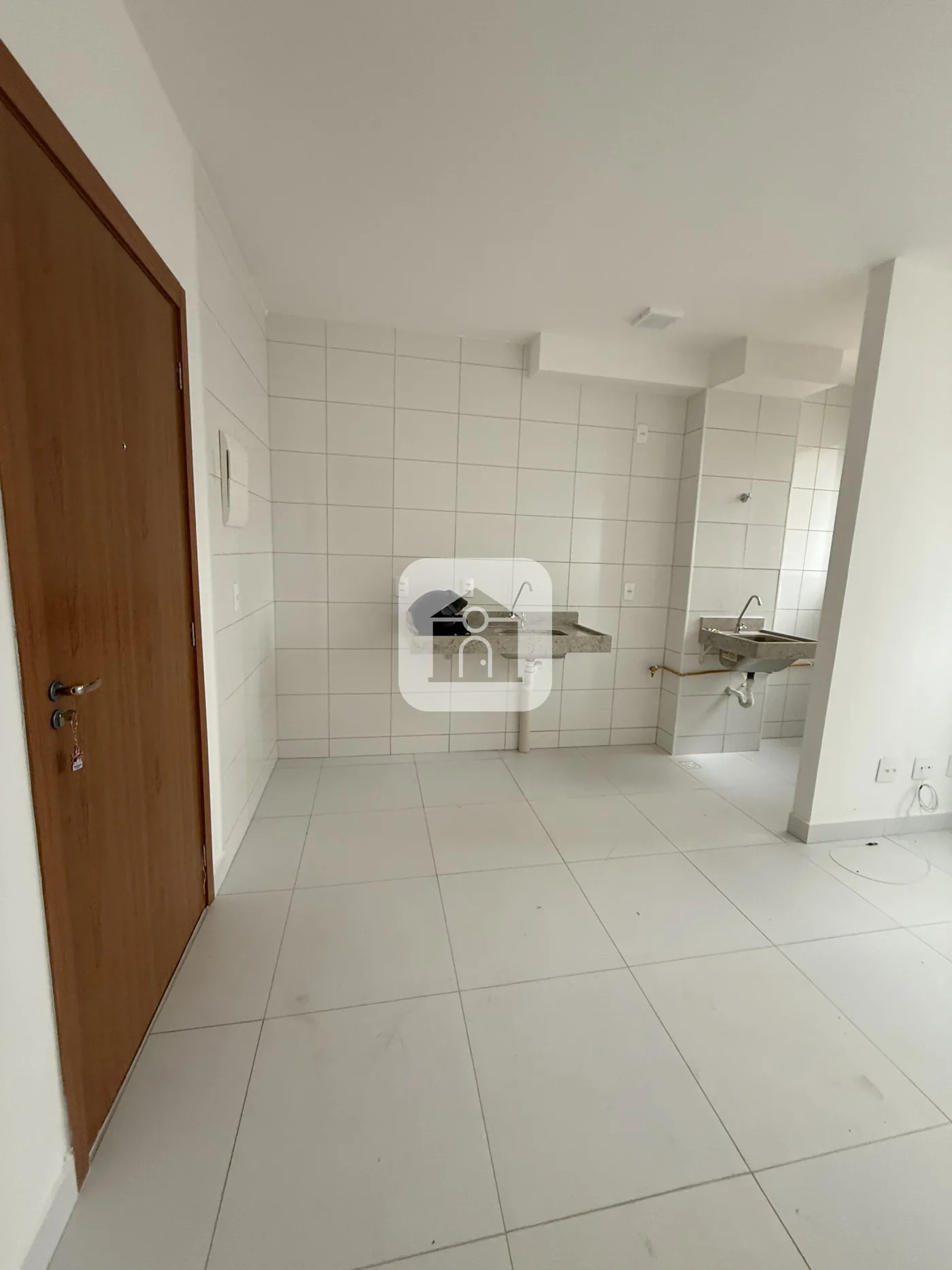 Alugar Apartamento / Padr&atilde;o em Uberl&acirc;ndia R$ 1.600,00 - Foto 3