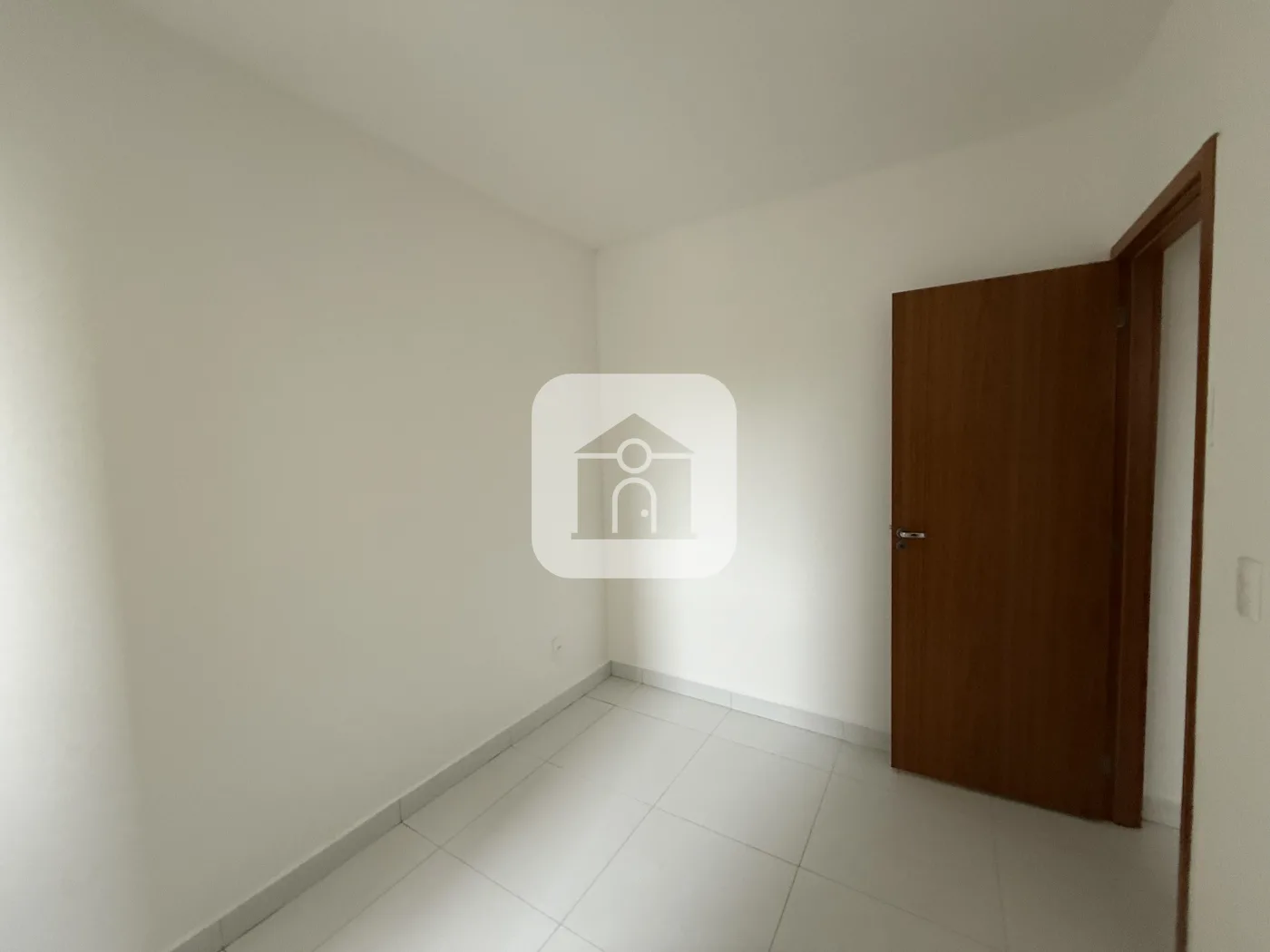 Alugar Apartamento / Padr&atilde;o em Uberl&acirc;ndia R$ 1.600,00 - Foto 11