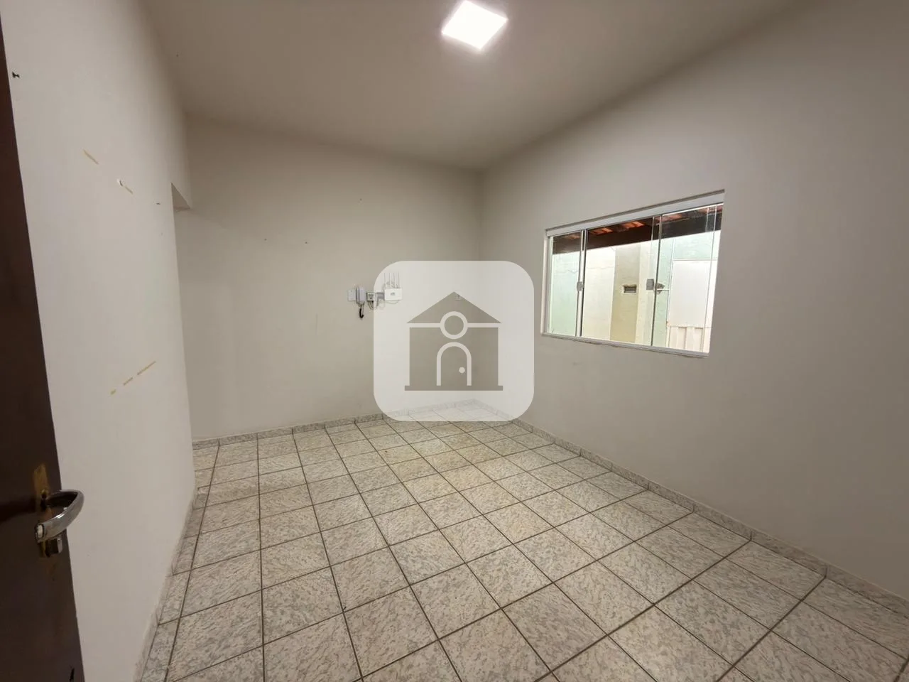 Alugar Casa / Padr&atilde;o em Uberl&acirc;ndia R$ 2.500,00 - Foto 3