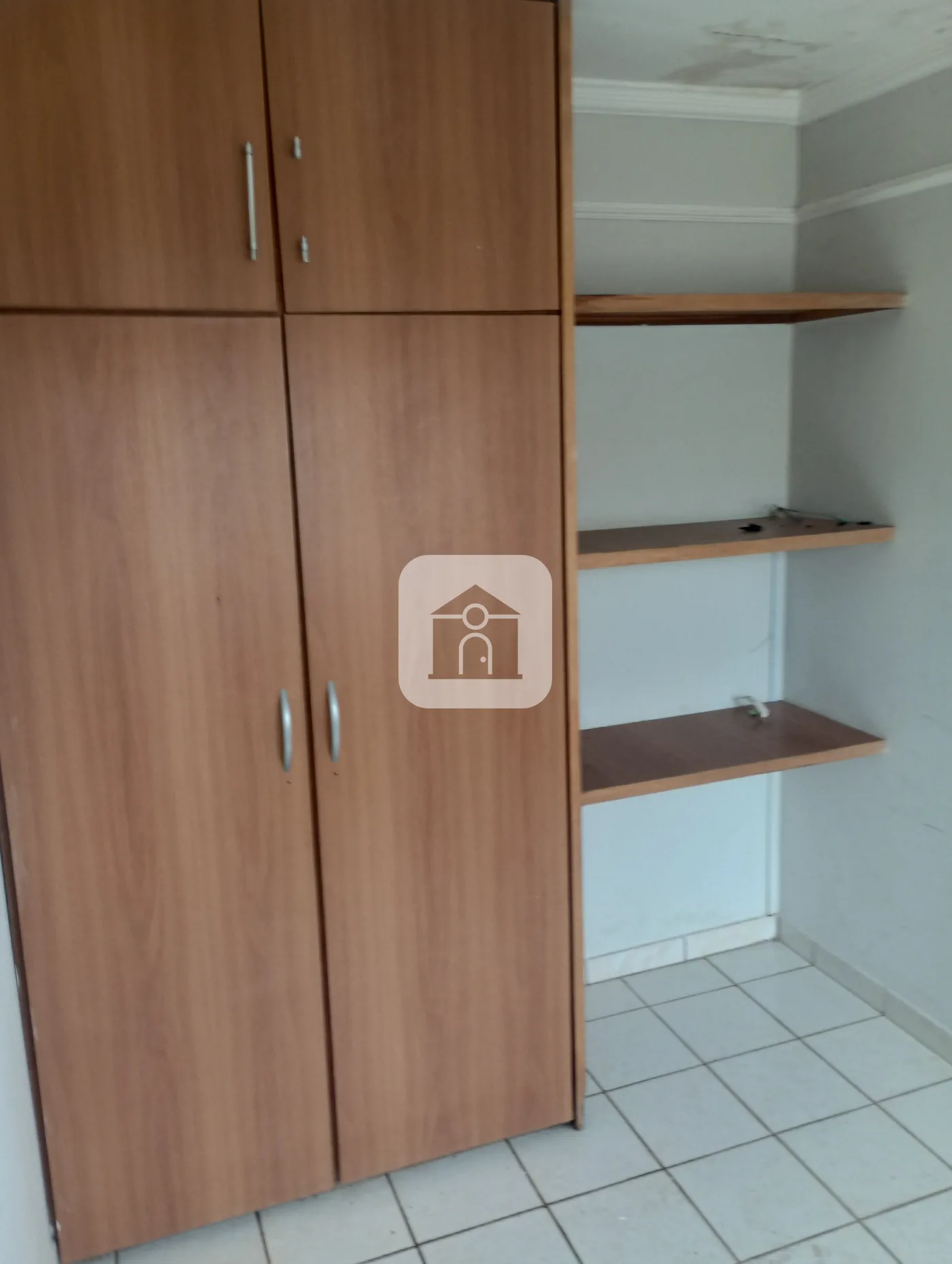 Alugar Apartamento / Padr&atilde;o em Uberlandia R$ 1.500,00 - Foto 5