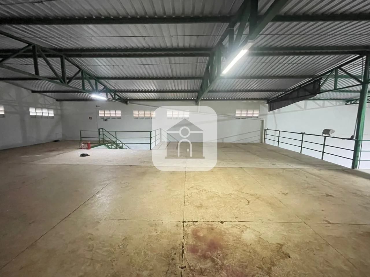 Alugar Comercial / Galp&atilde;o em Uberl&acirc;ndia R$ 8.500,00 - Foto 5