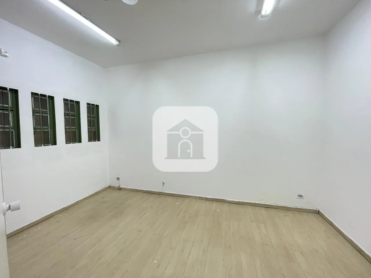 Alugar Comercial / Casa Comercial em Uberl&acirc;ndia R$ 3.500,00 - Foto 1