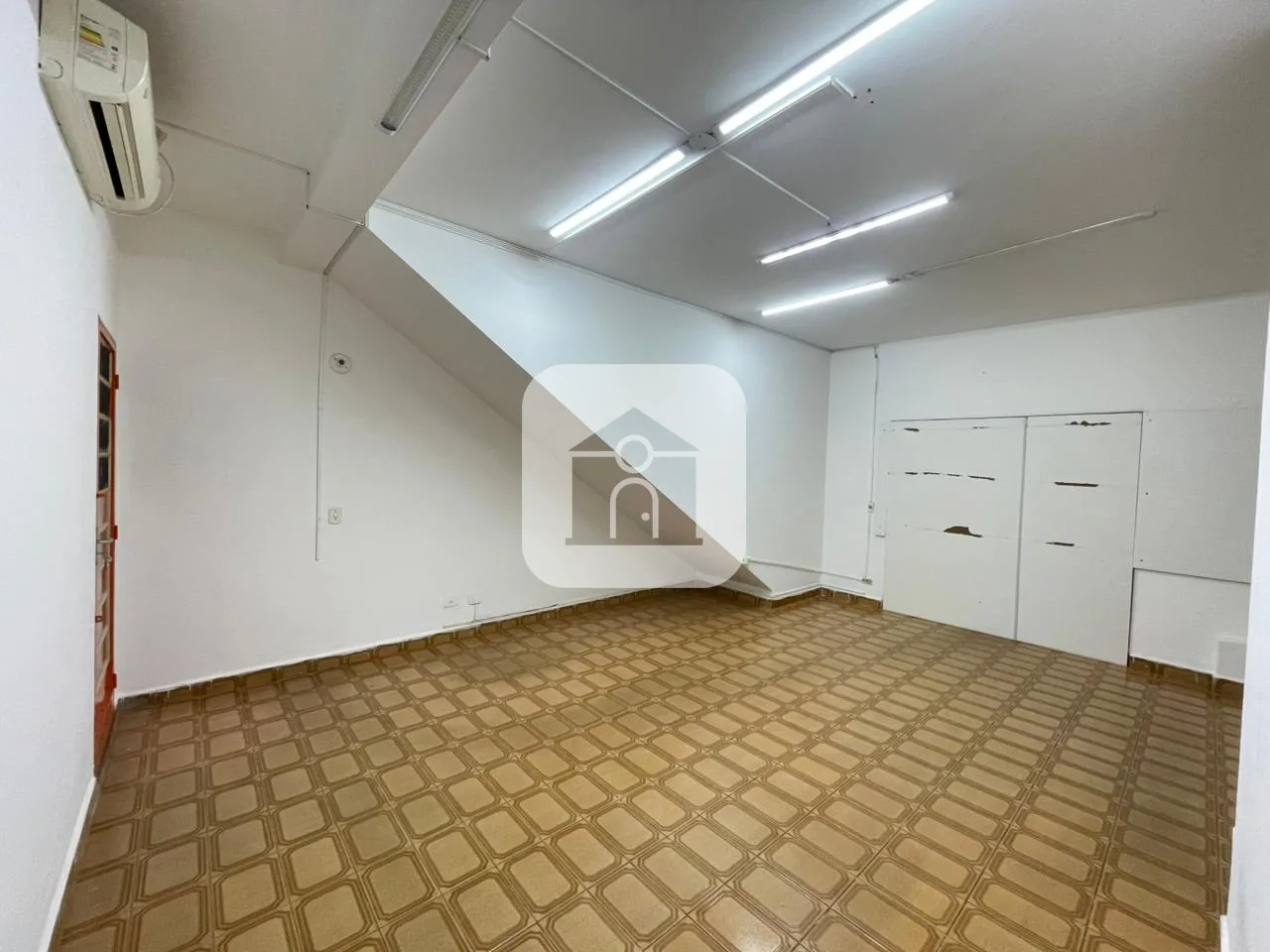 Alugar Comercial / Casa Comercial em Uberl&acirc;ndia R$ 3.500,00 - Foto 4