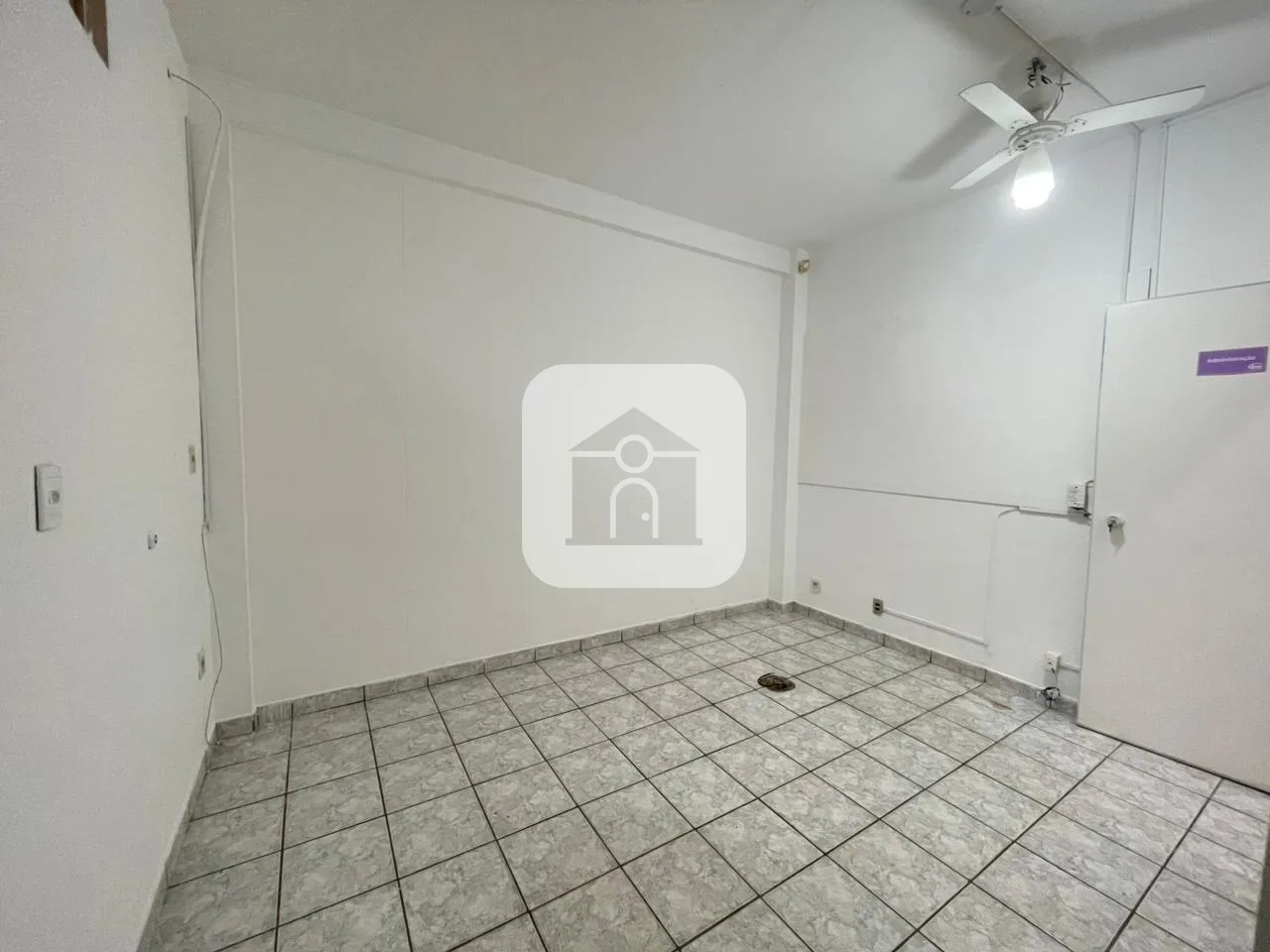 Alugar Comercial / Casa Comercial em Uberl&acirc;ndia R$ 3.500,00 - Foto 2