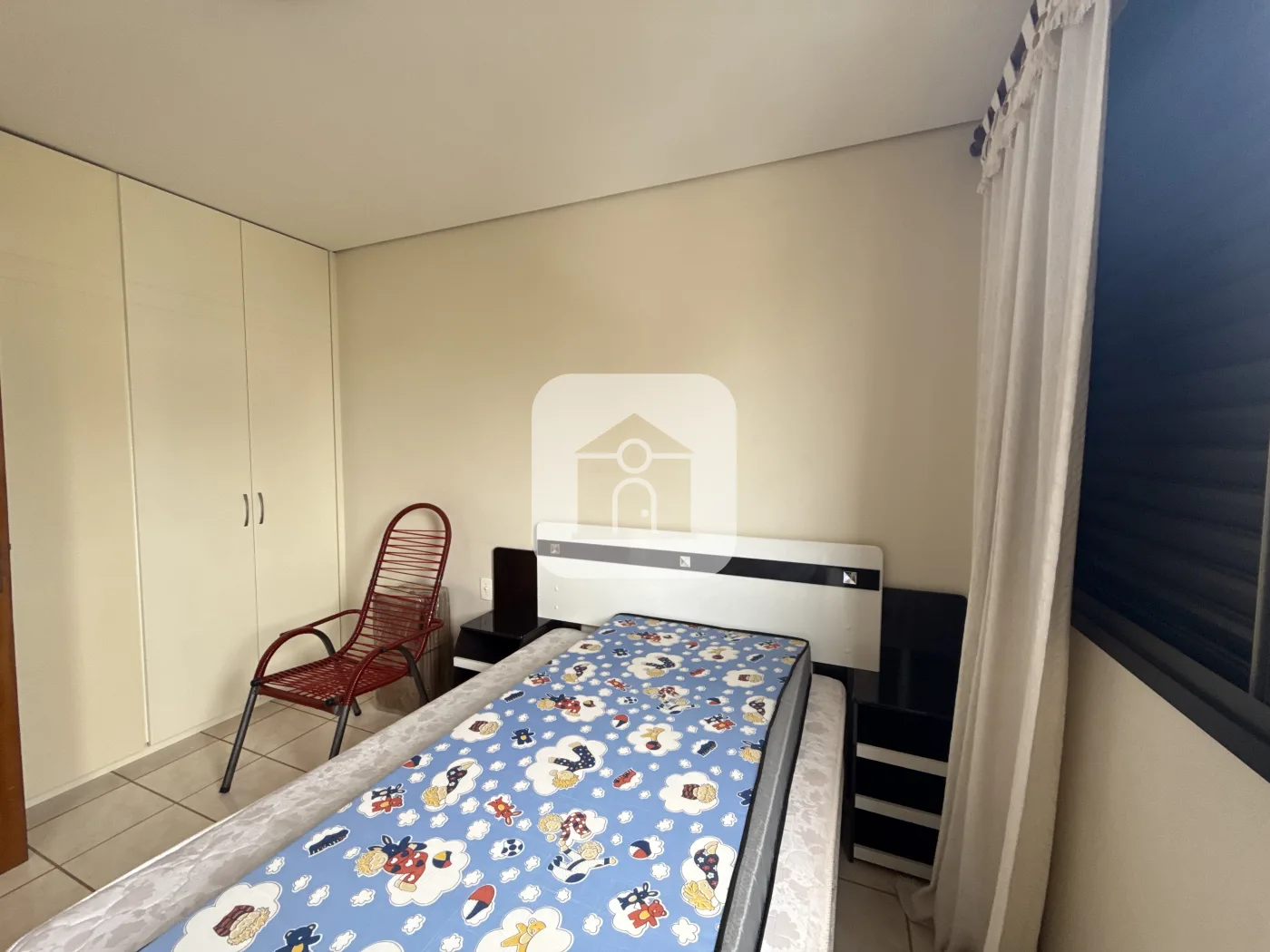Alugar Apartamento / Padr&atilde;o em Uberlandia R$ 2.200,00 - Foto 13
