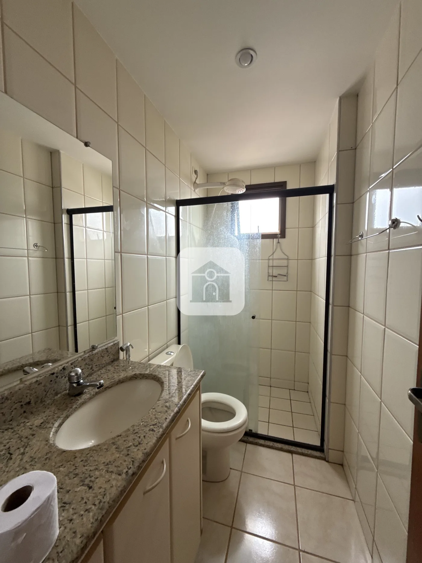 Alugar Apartamento / Padr&atilde;o em Uberlandia R$ 2.200,00 - Foto 14