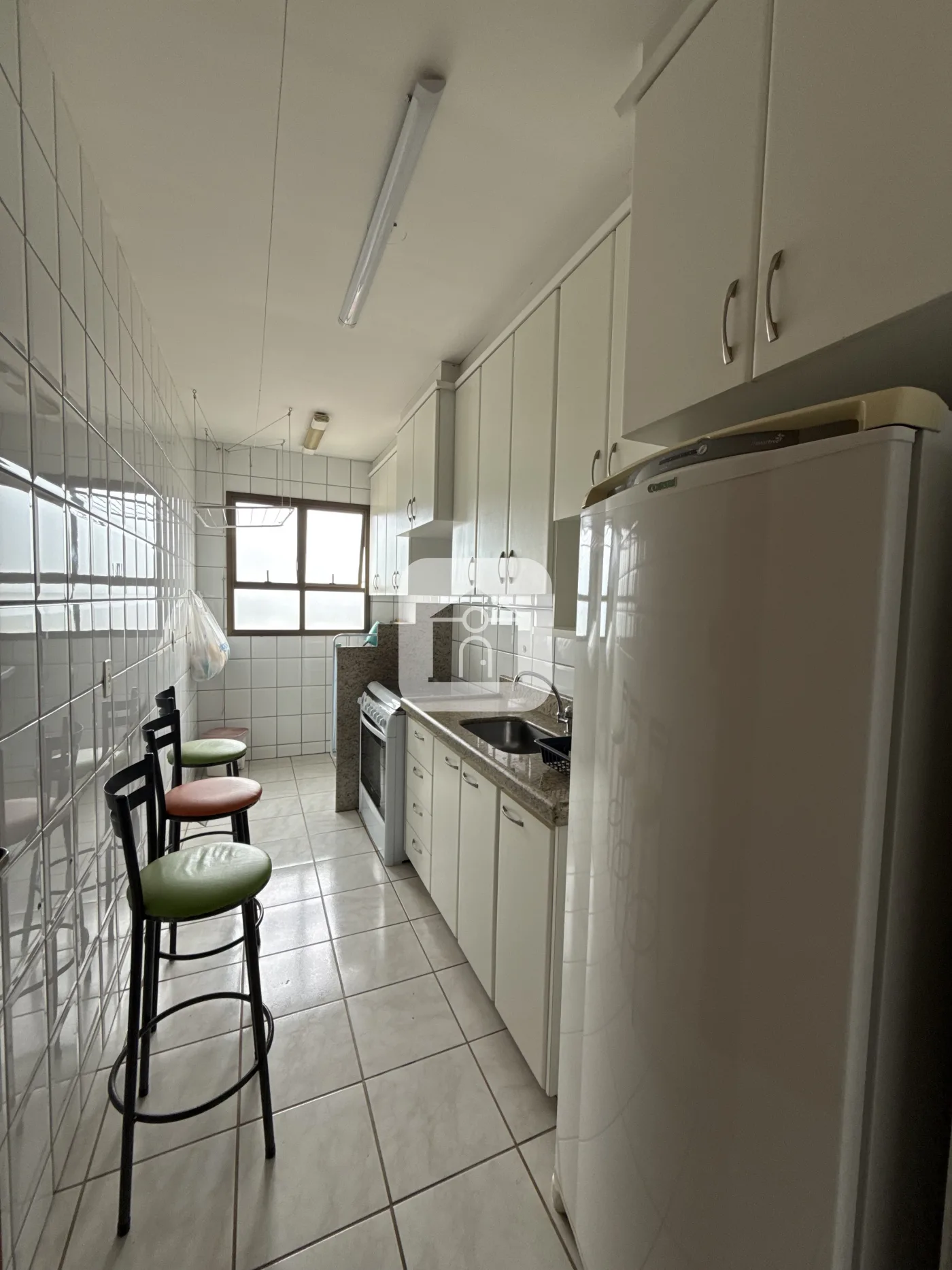 Alugar Apartamento / Padr&atilde;o em Uberlandia R$ 2.200,00 - Foto 4