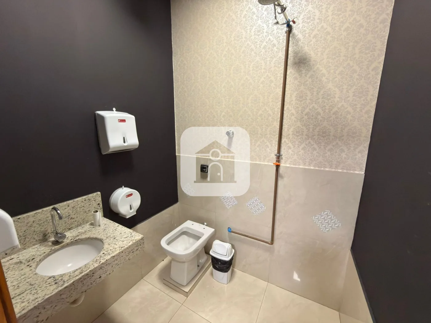 Alugar Comercial / Loja Condom&iacute;nio em Uberl&acirc;ndia R$ 8.000,00 - Foto 7