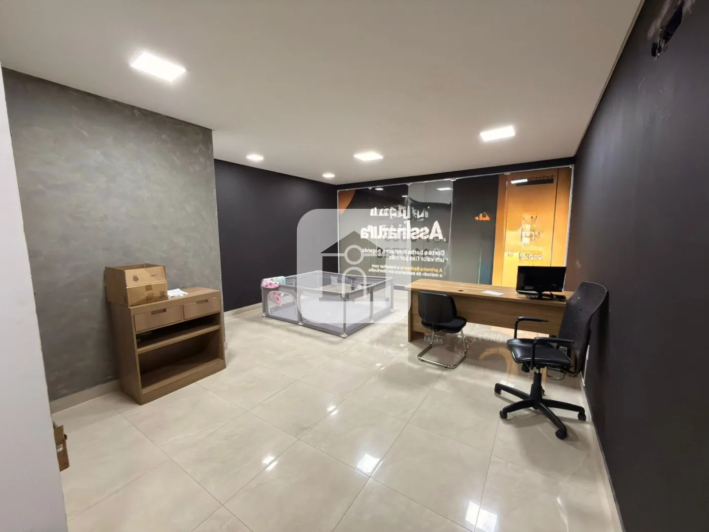 Alugar Comercial / Loja Condom&iacute;nio em Uberl&acirc;ndia R$ 8.000,00 - Foto 13