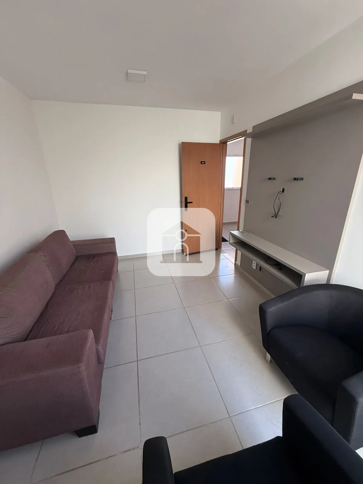 Alugar Apartamento / Padr&atilde;o em Araguari R$ 1.850,00 - Foto 2