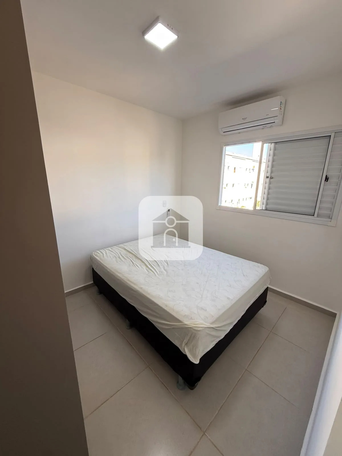 Alugar Apartamento / Padr&atilde;o em Araguari R$ 1.850,00 - Foto 5