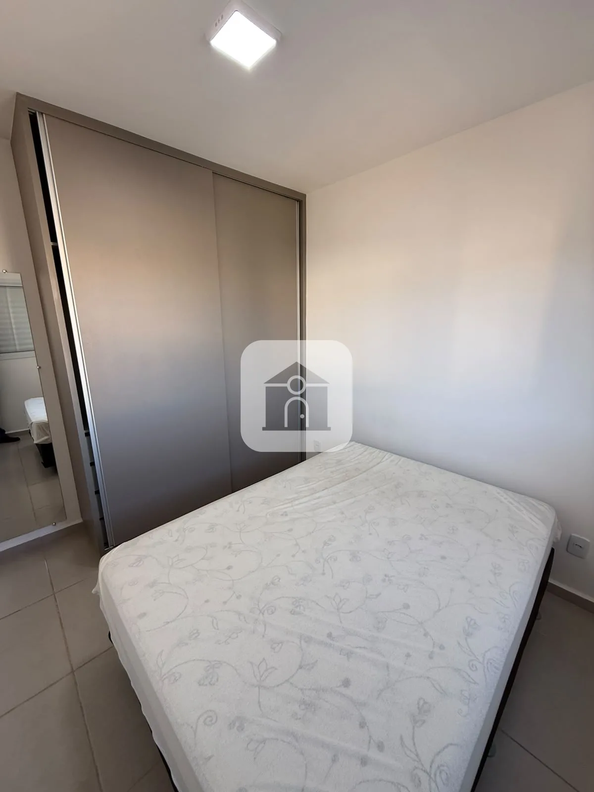Alugar Apartamento / Padr&atilde;o em Araguari R$ 1.850,00 - Foto 6