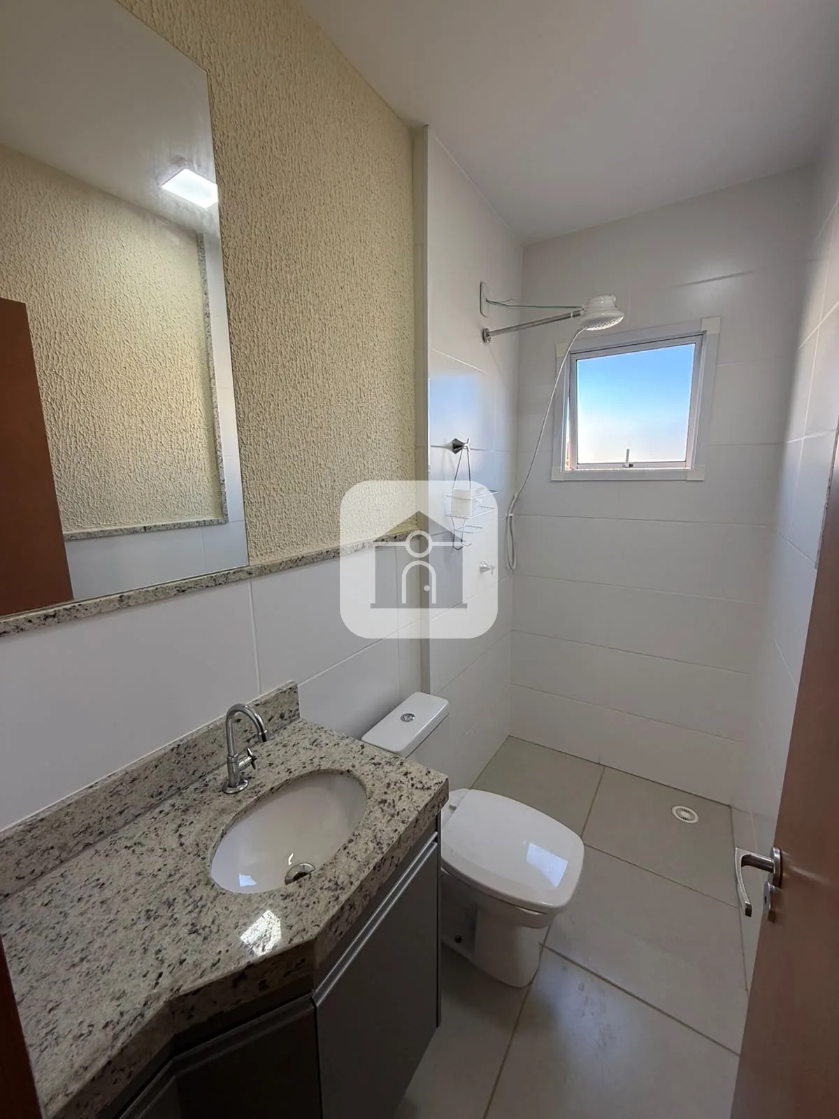 Alugar Apartamento / Padr&atilde;o em Araguari R$ 1.850,00 - Foto 10