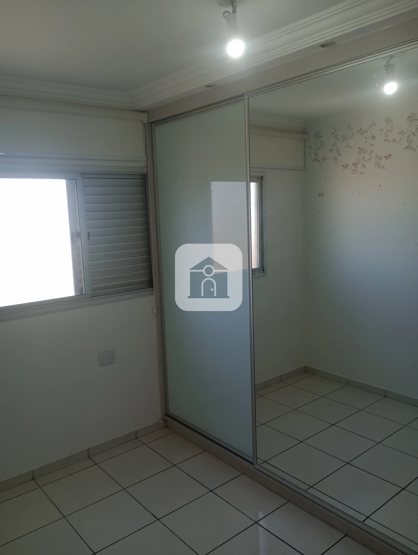 Alugar Apartamento / Padr&atilde;o em Uberl&acirc;ndia R$ 1.700,00 - Foto 11
