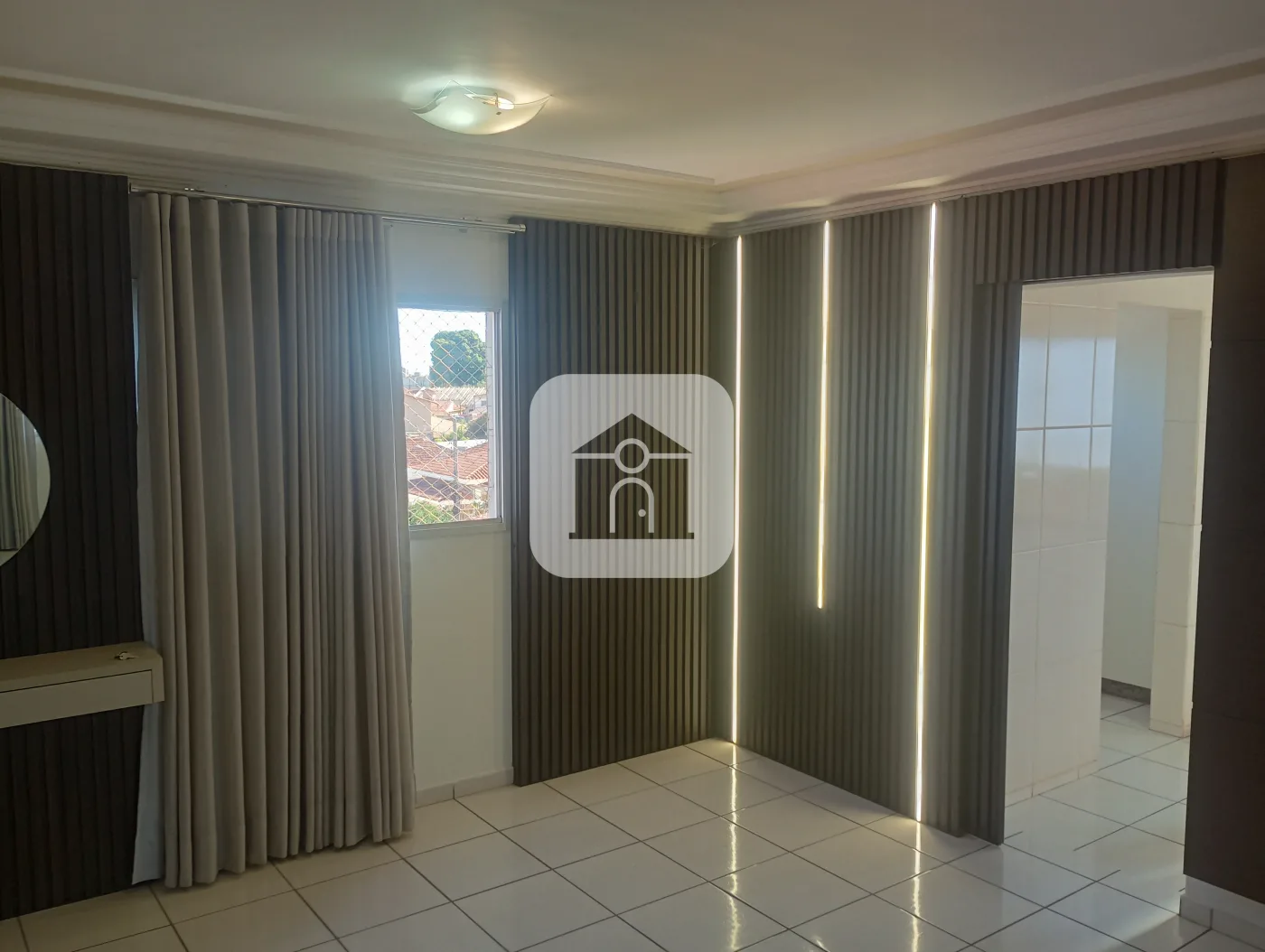 Alugar Apartamento / Padr&atilde;o em Uberl&acirc;ndia R$ 1.700,00 - Foto 2
