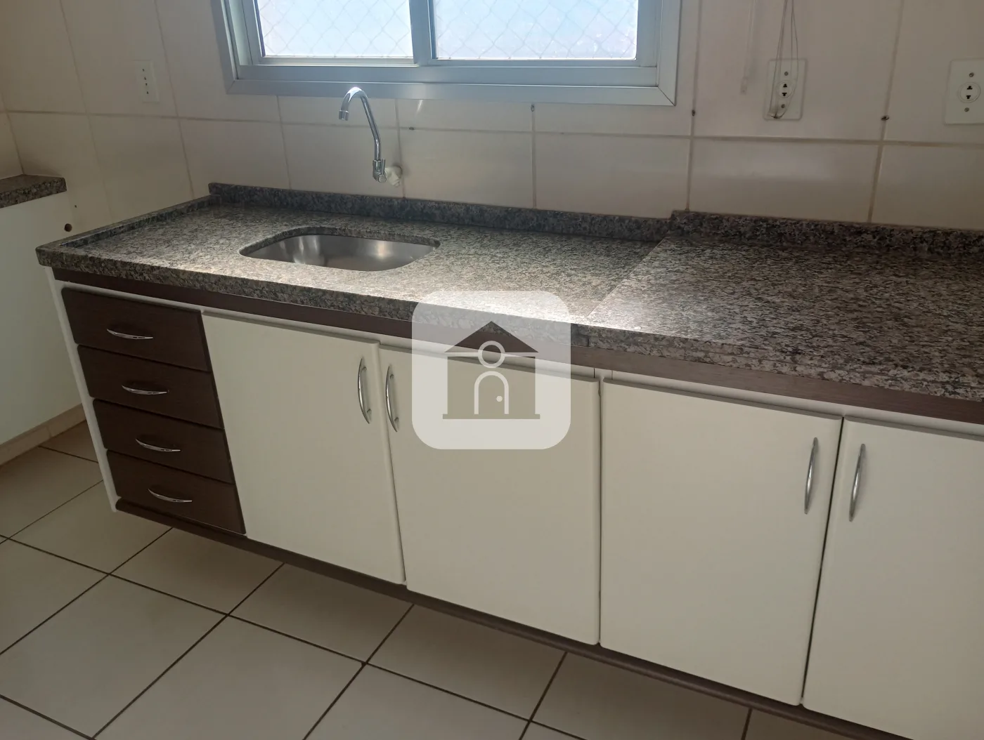 Alugar Apartamento / Padr&atilde;o em Uberl&acirc;ndia R$ 1.700,00 - Foto 8