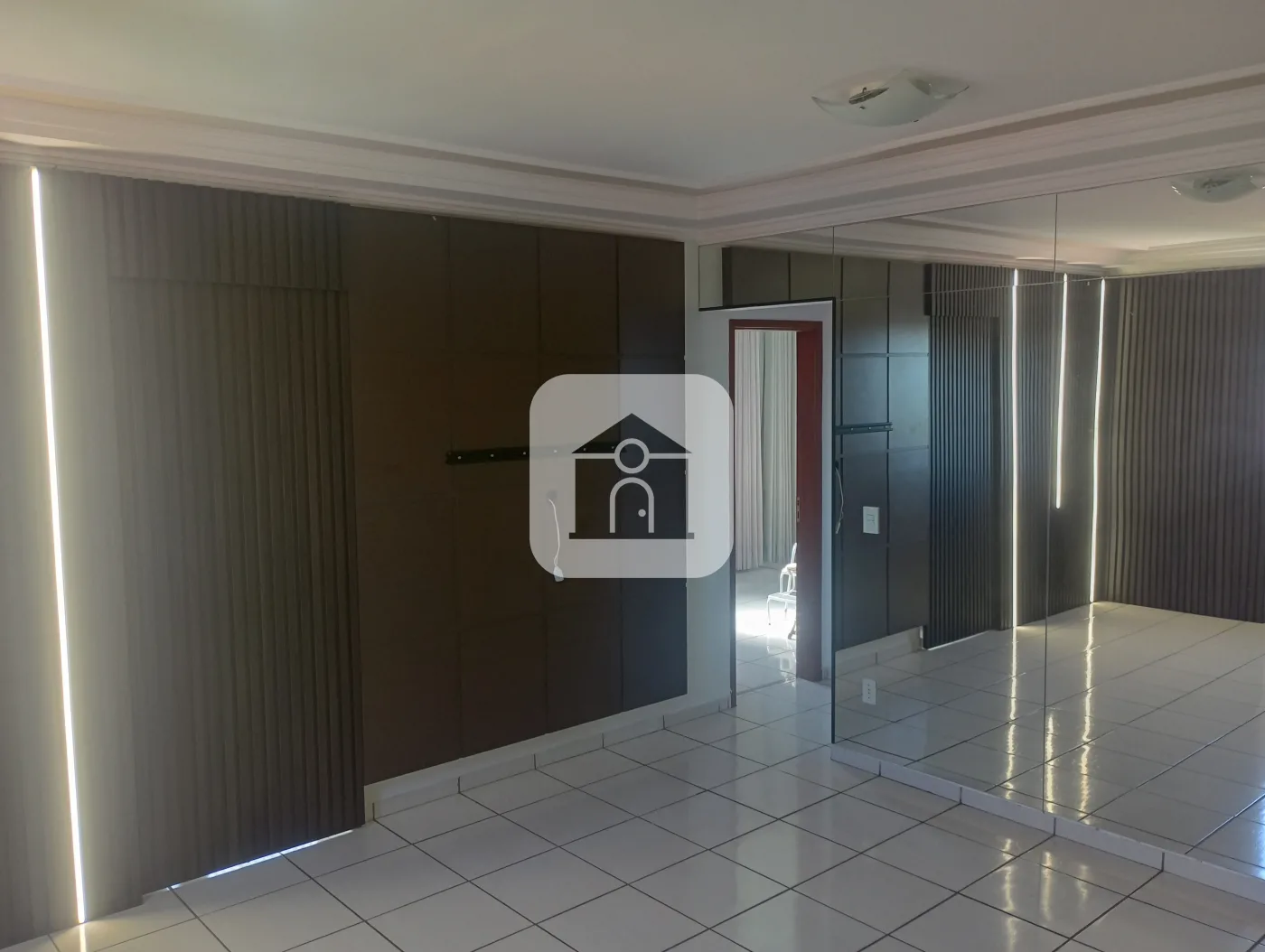 Alugar Apartamento / Padr&atilde;o em Uberl&acirc;ndia R$ 1.700,00 - Foto 1