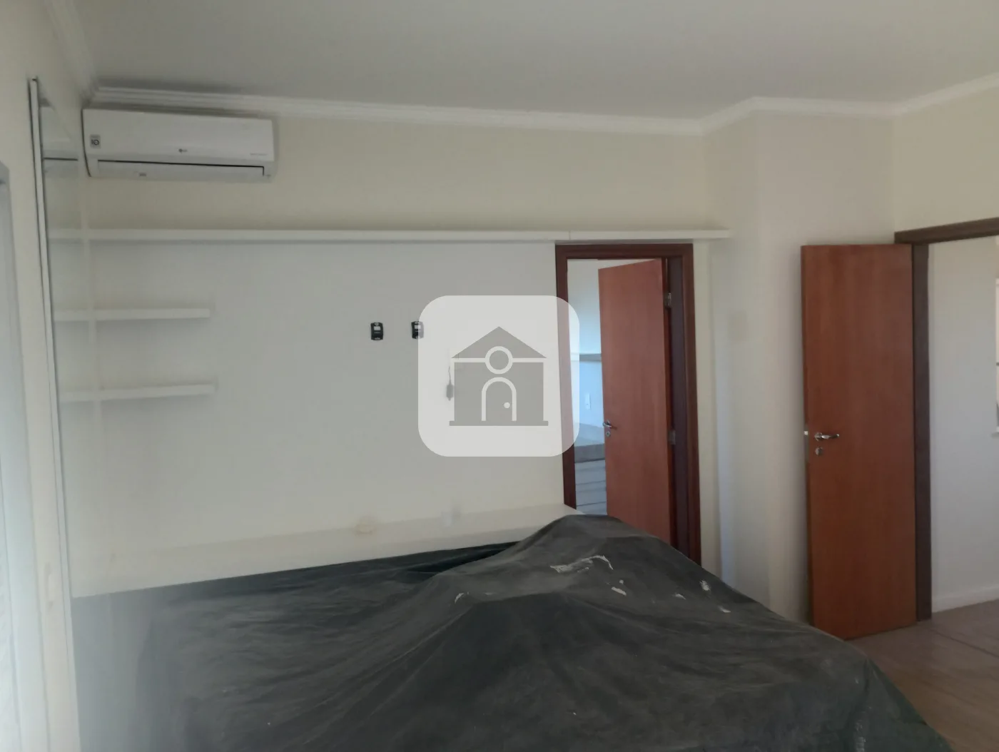Alugar Casa / Sobrado em Uberl&acirc;ndia R$ 9.000,00 - Foto 8
