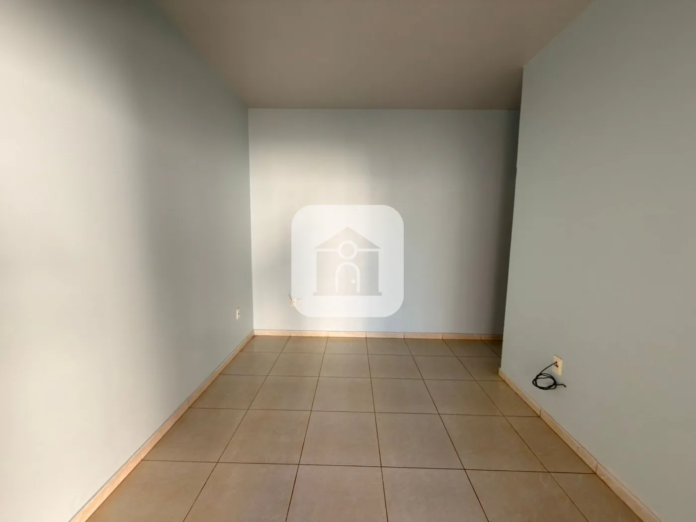 Alugar Casa / Padr&atilde;o em Uberl&acirc;ndia R$ 2.200,00 - Foto 6