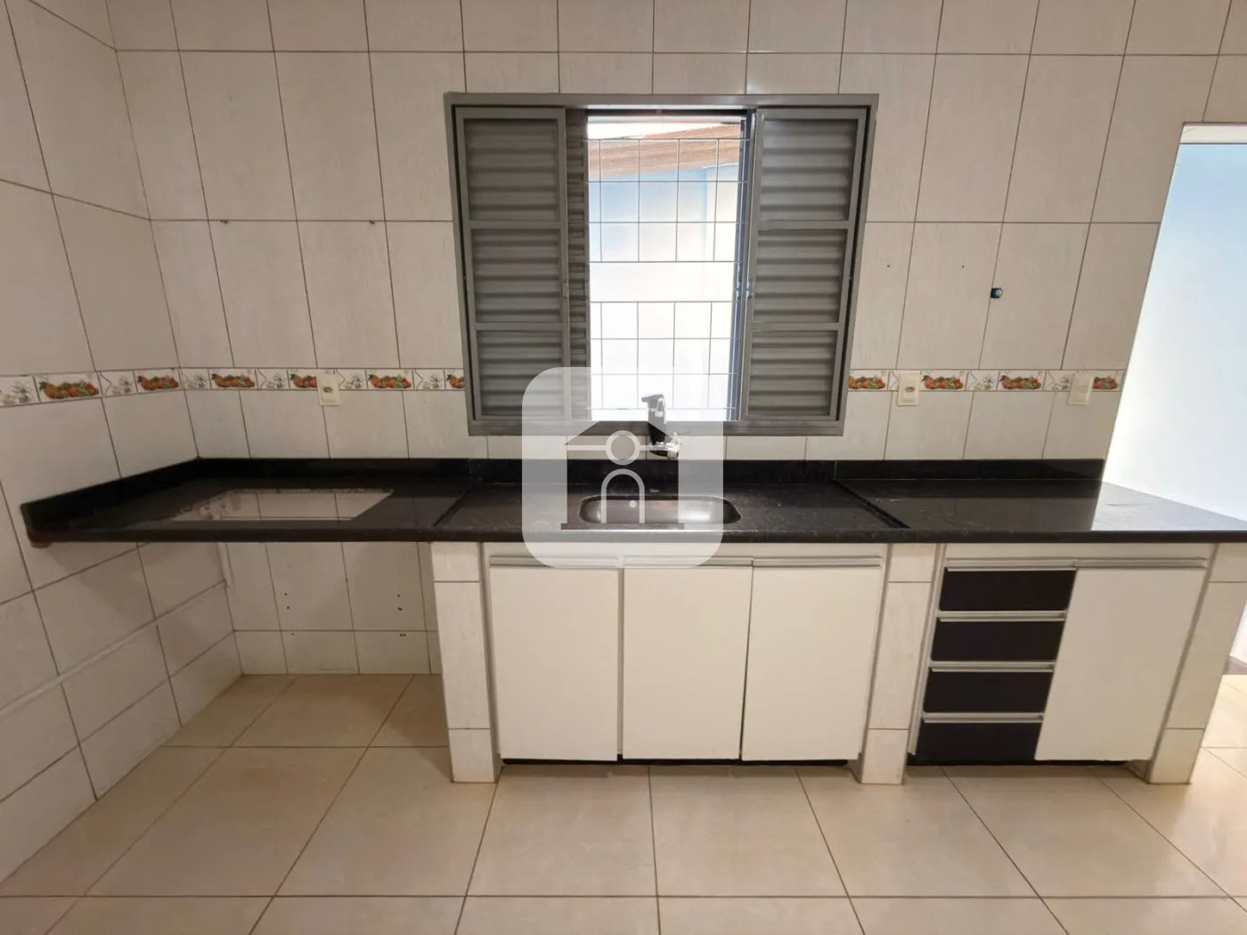 Alugar Casa / Padr&atilde;o em Uberl&acirc;ndia R$ 2.200,00 - Foto 9